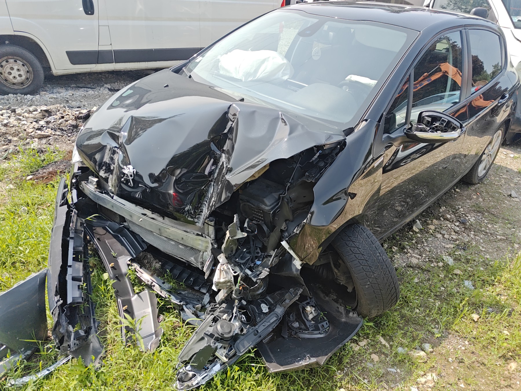 Cardan droit (transmission) pour PEUGEOT 208 1 PHASE 2 Cardan droit (transmission) pour PEUGEOT 208 1 PHASE 2