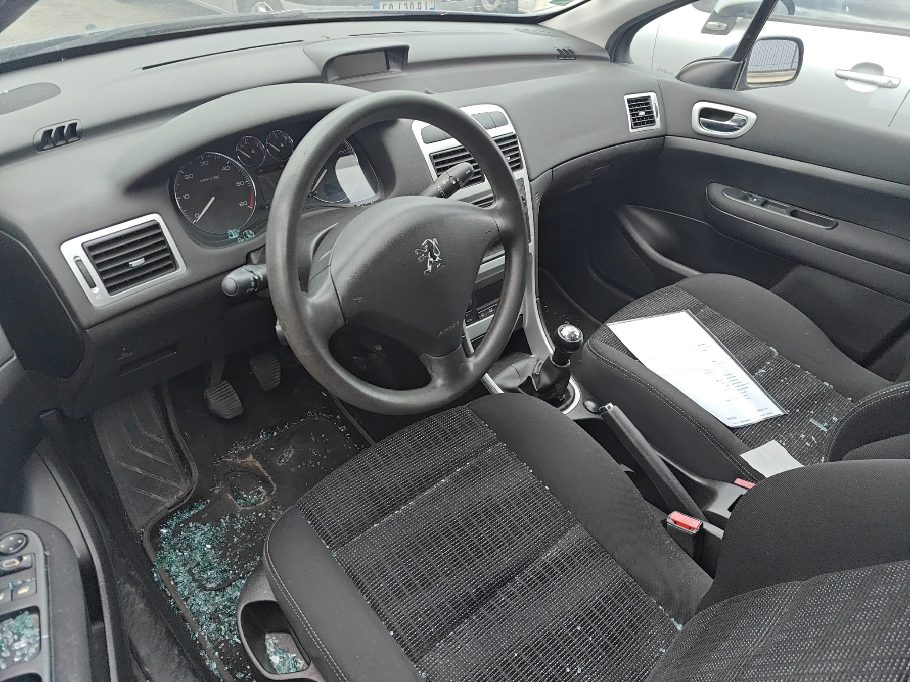 Plage arriere pour PEUGEOT 307 PHASE 1 Plage arriere pour PEUGEOT 307 PHASE 1