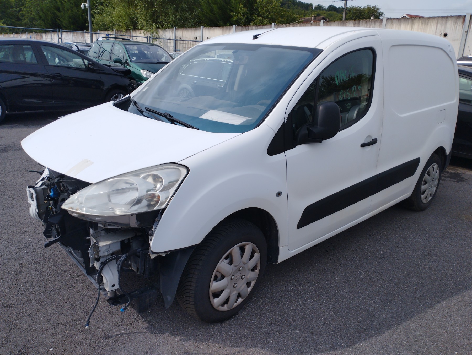 Retroviseur droit pour PEUGEOT PARTNER 2 PHASE 1 Retroviseur droit pour PEUGEOT PARTNER 2 PHASE 1