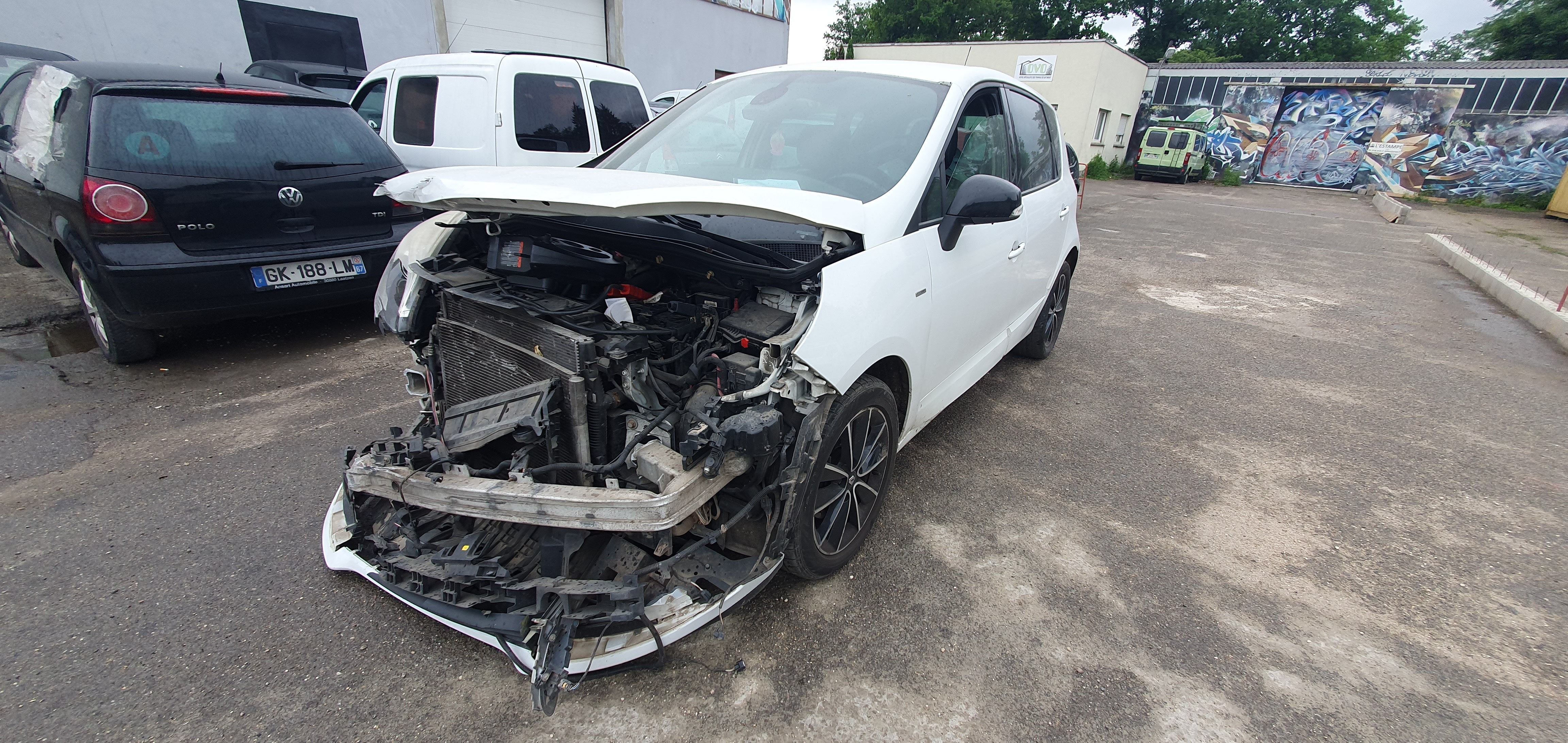Feu arriere secondaire droit (feux) pour RENAULT SCENIC 3 PHASE 3 Feu arriere secondaire droit (feux) pour RENAULT SCENIC 3 PHASE 3