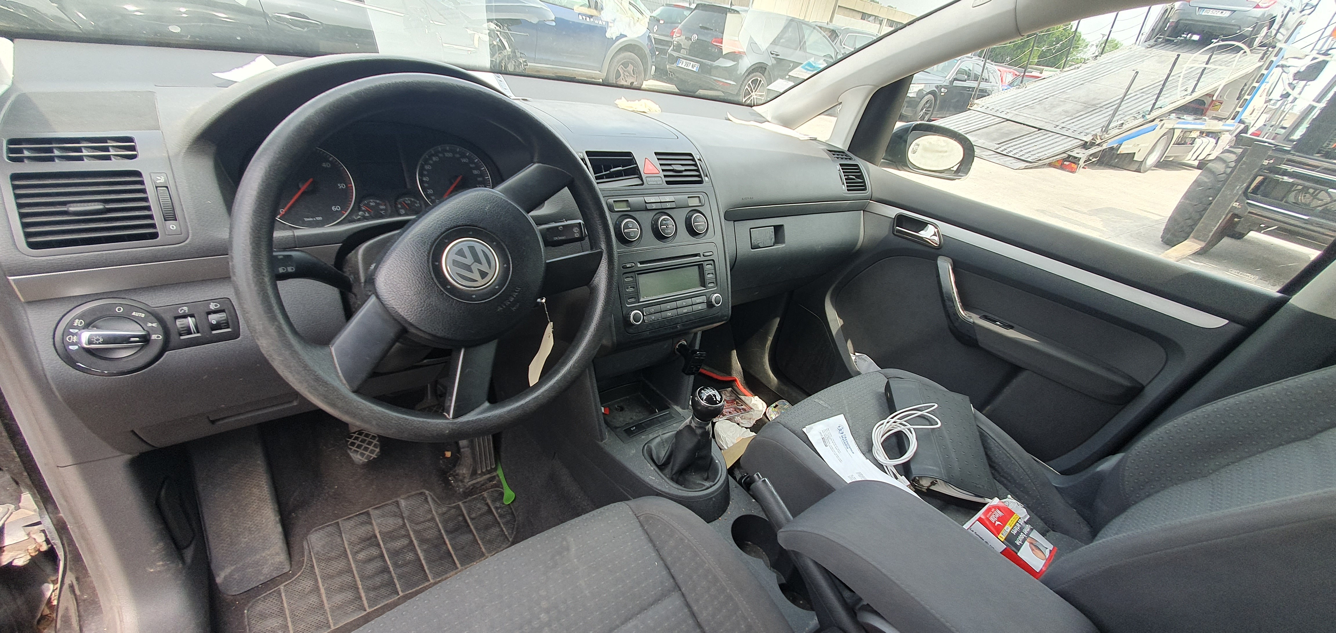 Calandre pour VOLKSWAGEN TOURAN 1 PHASE 1 Calandre pour VOLKSWAGEN TOURAN 1 PHASE 1
