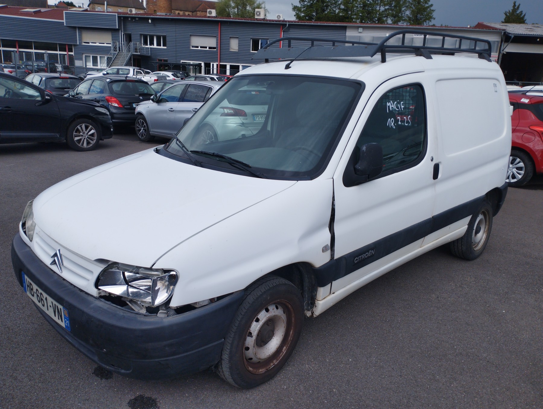 Pivot de moyeu avant gauche pour CITROEN BERLINGO 1 PHASE 1 Pivot de moyeu avant gauche pour CITROEN BERLINGO 1 PHASE 1