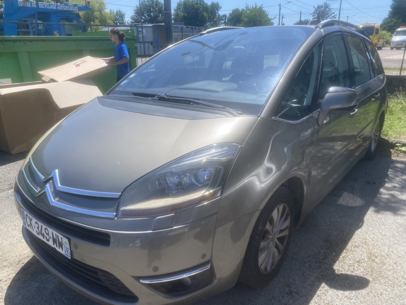 Vide poche avant droit pour CITROEN C4 GRAND PICASSO 1 Vide poche avant droit pour CITROEN C4 GRAND PICASSO 1