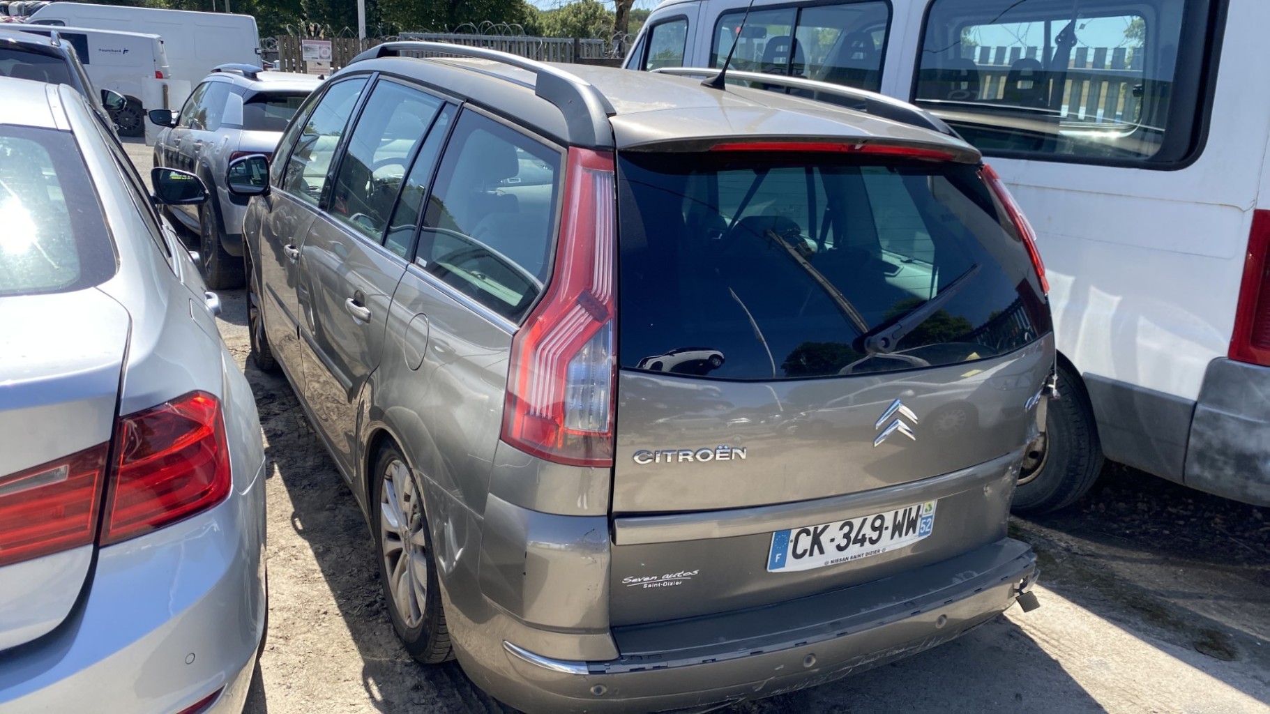 Vide poche avant droit pour CITROEN C4 GRAND PICASSO 1 Vide poche avant droit pour CITROEN C4 GRAND PICASSO 1