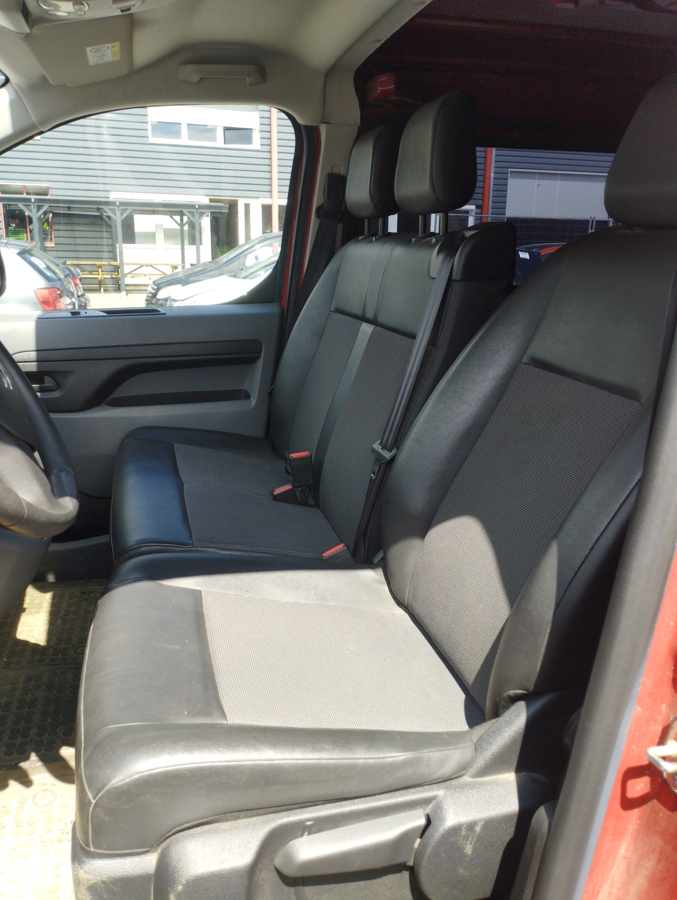 Aerateur tableau de bord avant droit pour CITROEN JUMPY 3 XS Aerateur tableau de bord avant droit pour CITROEN JUMPY 3 XS