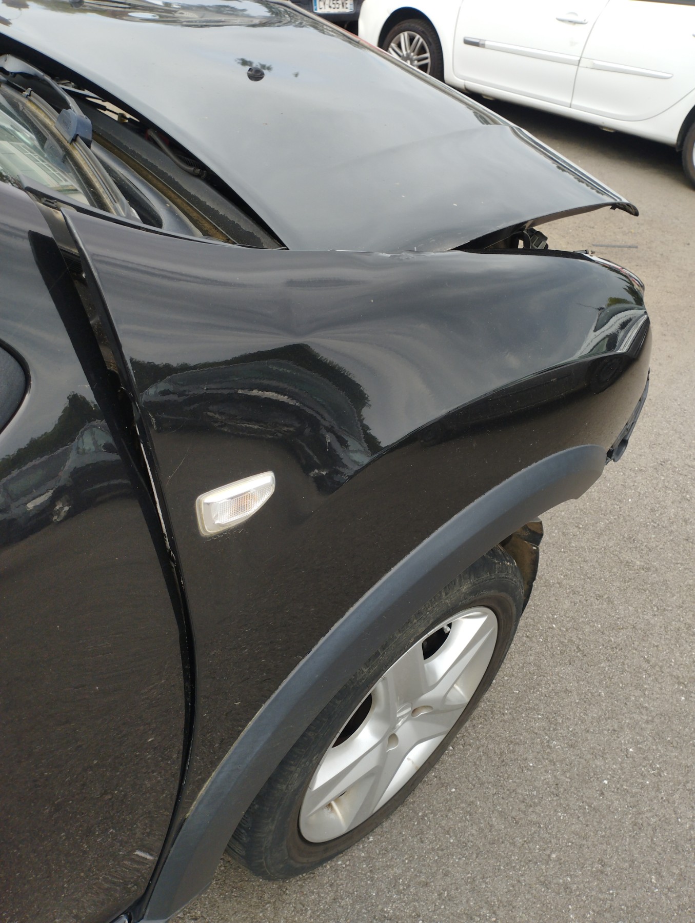 Triangle avant gauche pour DACIA SANDERO 2 PHASE 1 Triangle avant gauche pour DACIA SANDERO 2 PHASE 1