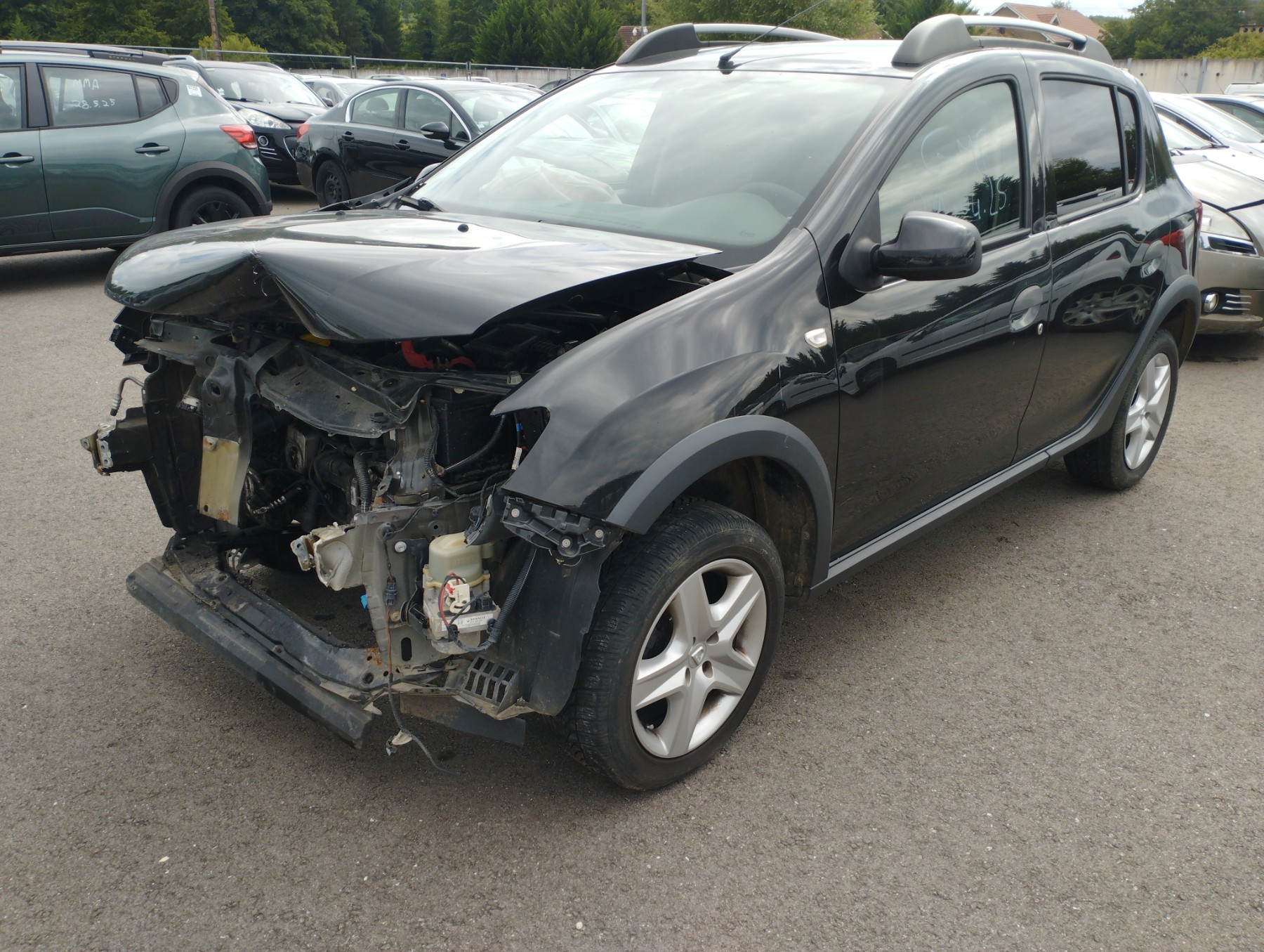Cardan gauche (transmission) pour DACIA SANDERO 2 PHASE 1 Cardan gauche (transmission) pour DACIA SANDERO 2 PHASE 1