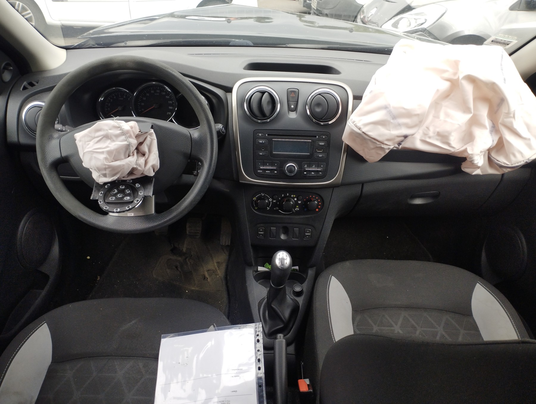Cardan gauche (transmission) pour DACIA SANDERO 2 PHASE 1 Cardan gauche (transmission) pour DACIA SANDERO 2 PHASE 1