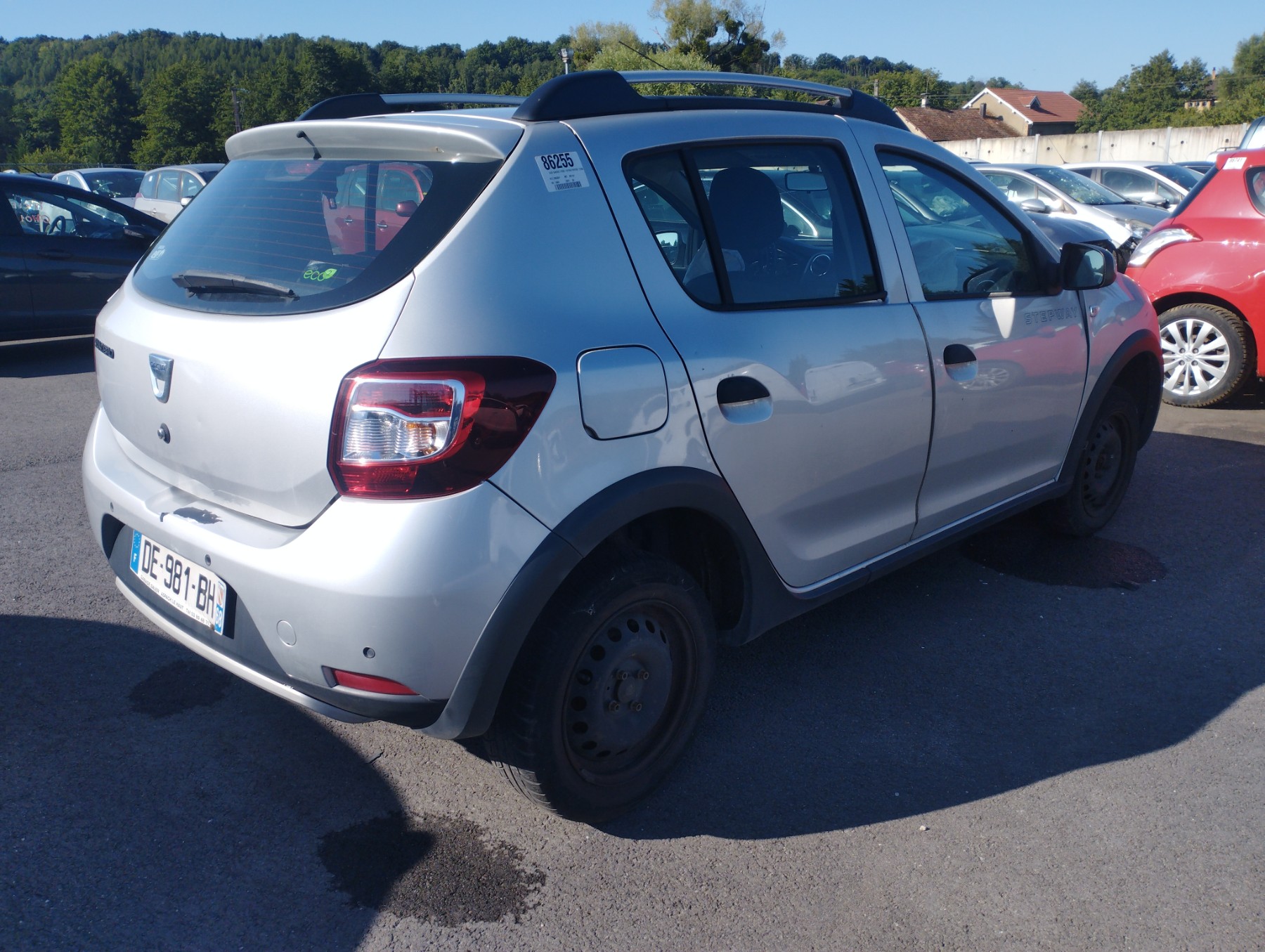 Calandre pour DACIA SANDERO 2 PHASE 1 Calandre pour DACIA SANDERO 2 PHASE 1