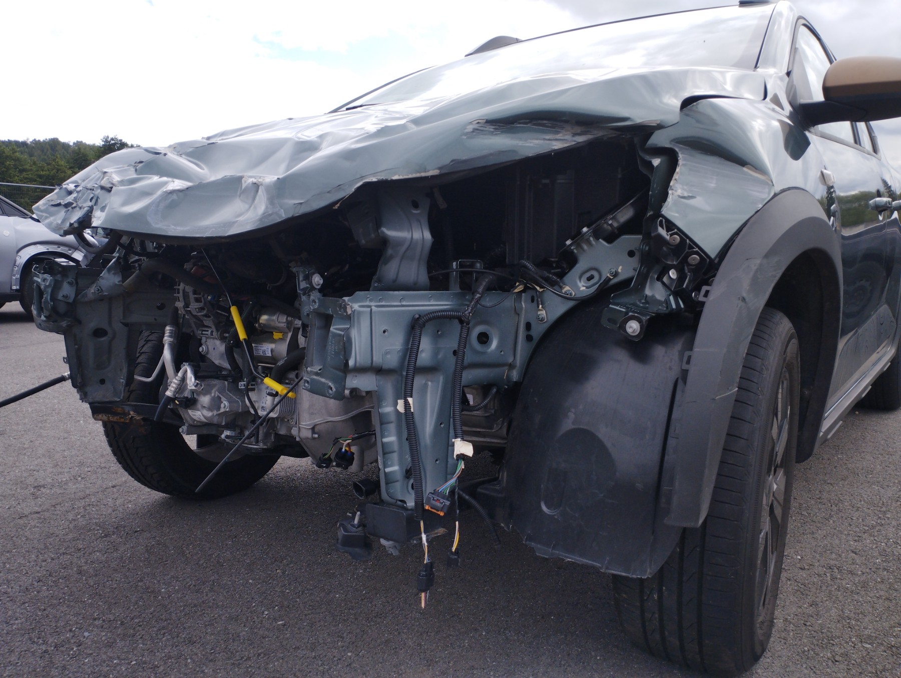 Extension d'aile avant gauche pour DACIA SANDERO 3 STEPWAY Extension d'aile avant gauche pour DACIA SANDERO 3 STEPWAY