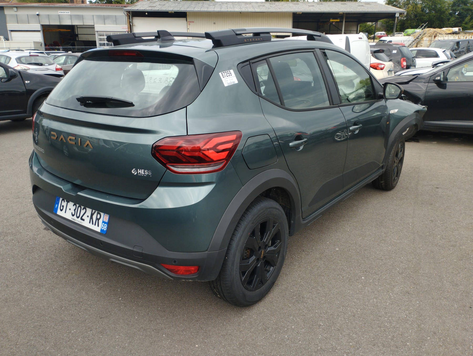 Extension d'aile avant gauche pour DACIA SANDERO 3 STEPWAY Extension d'aile avant gauche pour DACIA SANDERO 3 STEPWAY