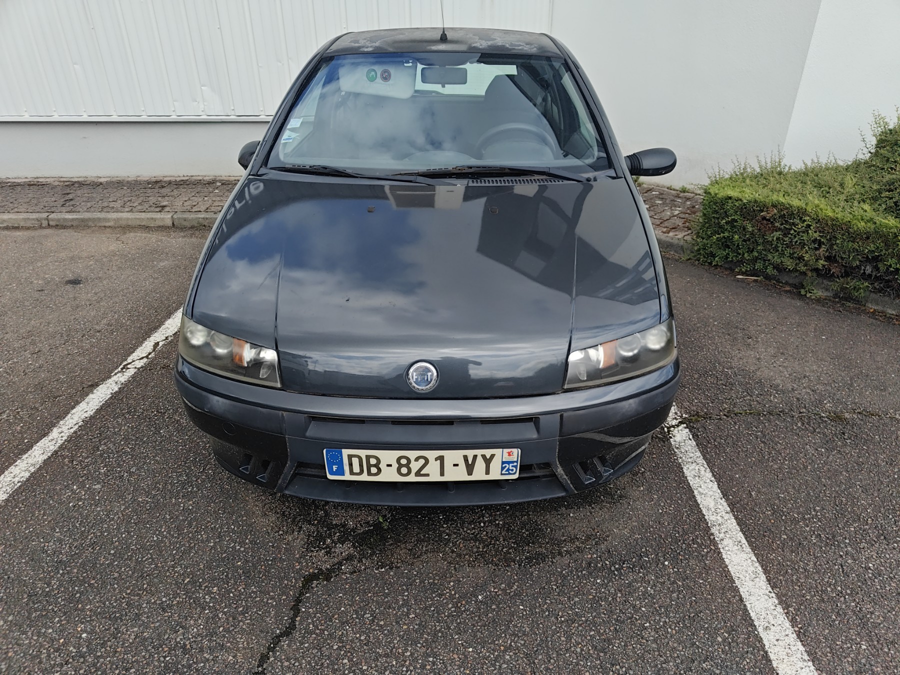 Optique avant principal droit (feux)(phare) pour FIAT PUNTO 2 PHASE 1 Optique avant principal droit (feux)(phare) pour FIAT PUNTO 2 PHASE 1