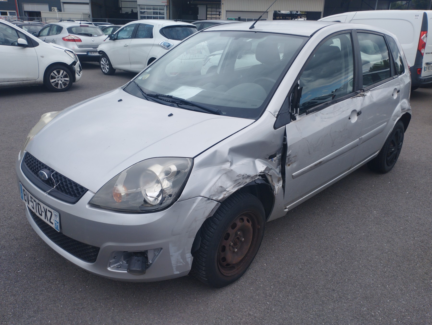 Demarreur pour FORD FIESTA 5 PHASE 2 Demarreur pour FORD FIESTA 5 PHASE 2