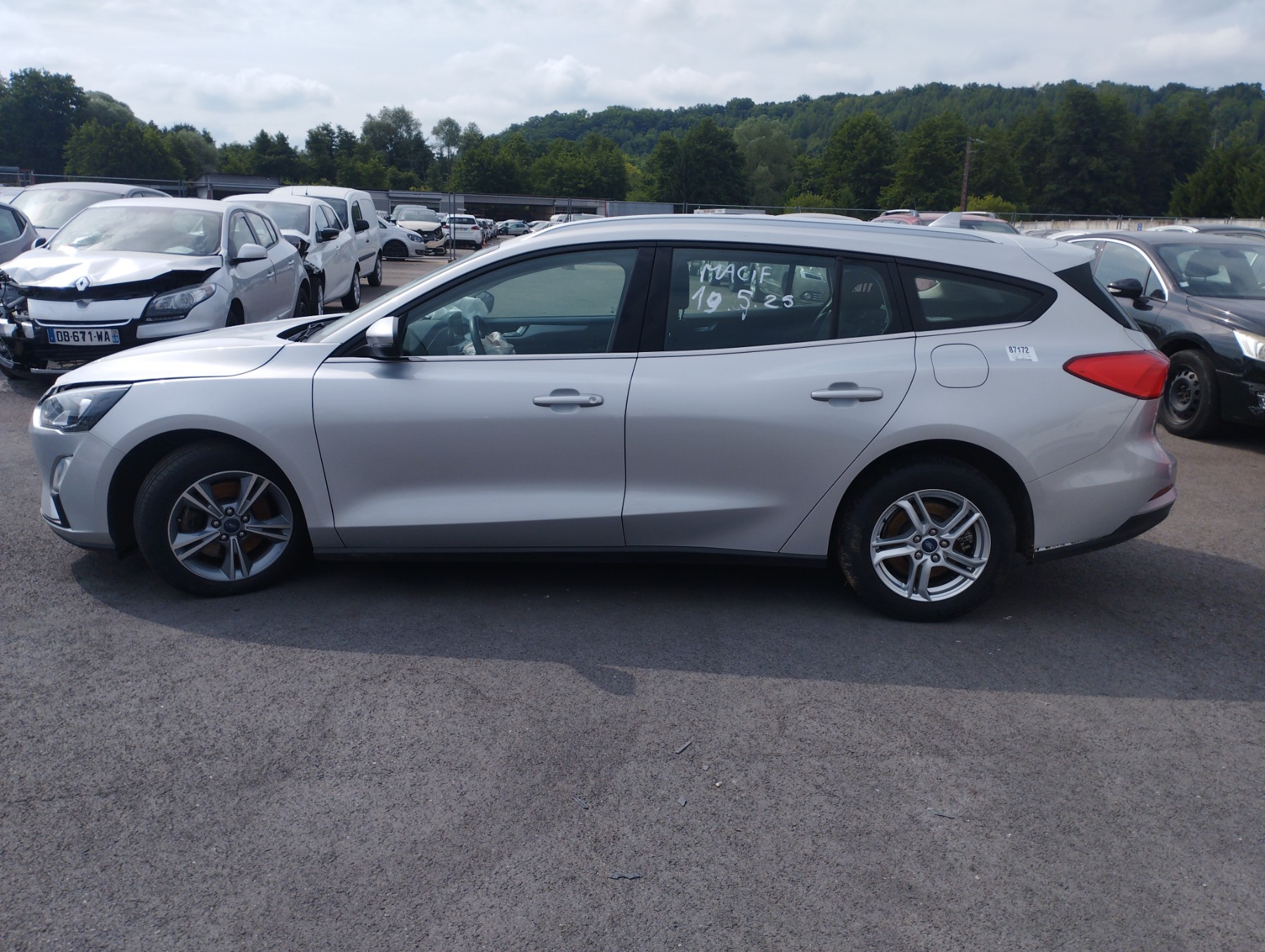 Moteur essuie glace avant pour FORD FOCUS 4 PHASE 1 BREAK Moteur essuie glace avant pour FORD FOCUS 4 PHASE 1 BREAK