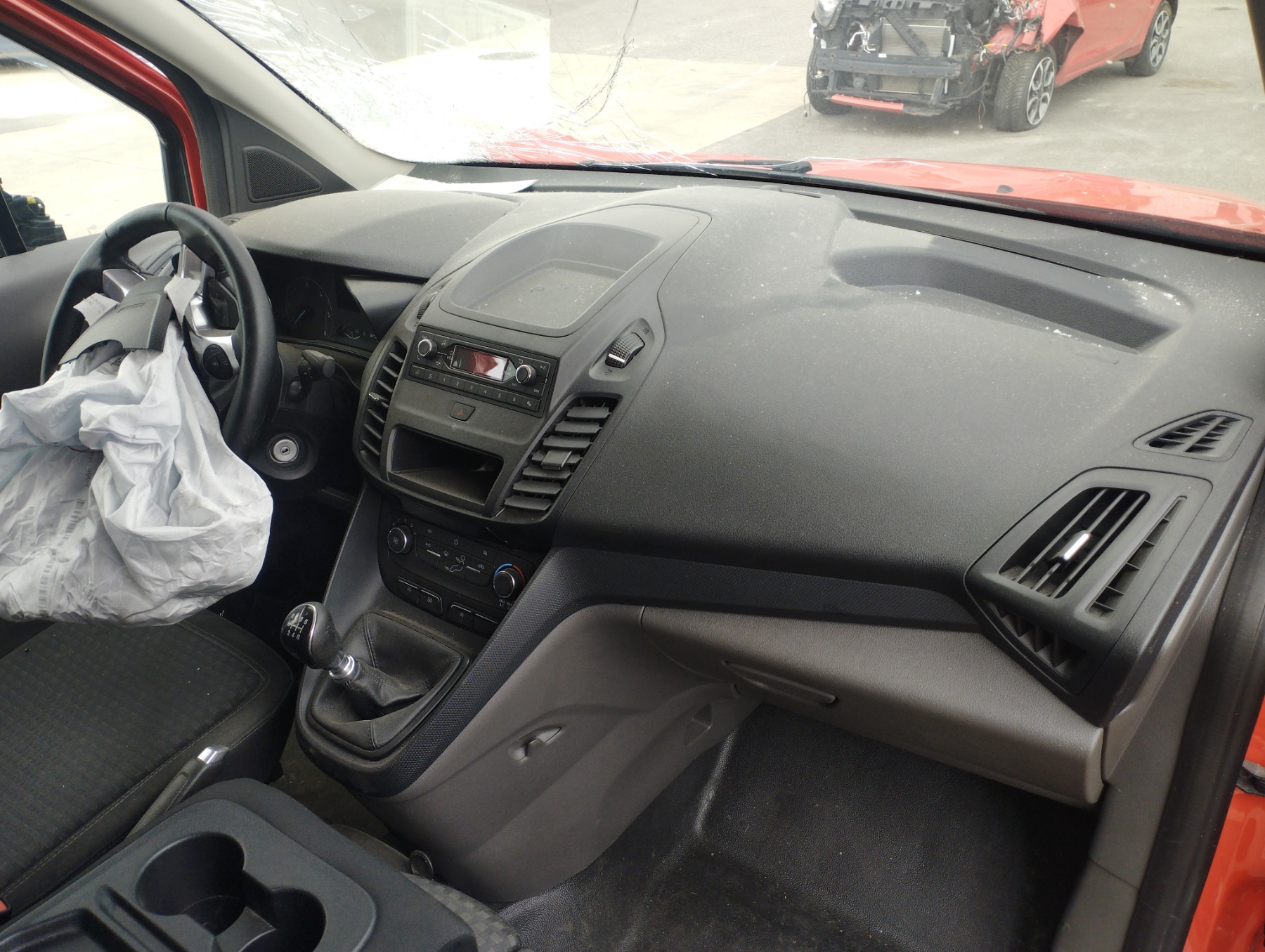 Vase d'expansion pour FORD TRANSIT CONNECT 2 PHASE 2 Vase d'expansion pour FORD TRANSIT CONNECT 2 PHASE 2