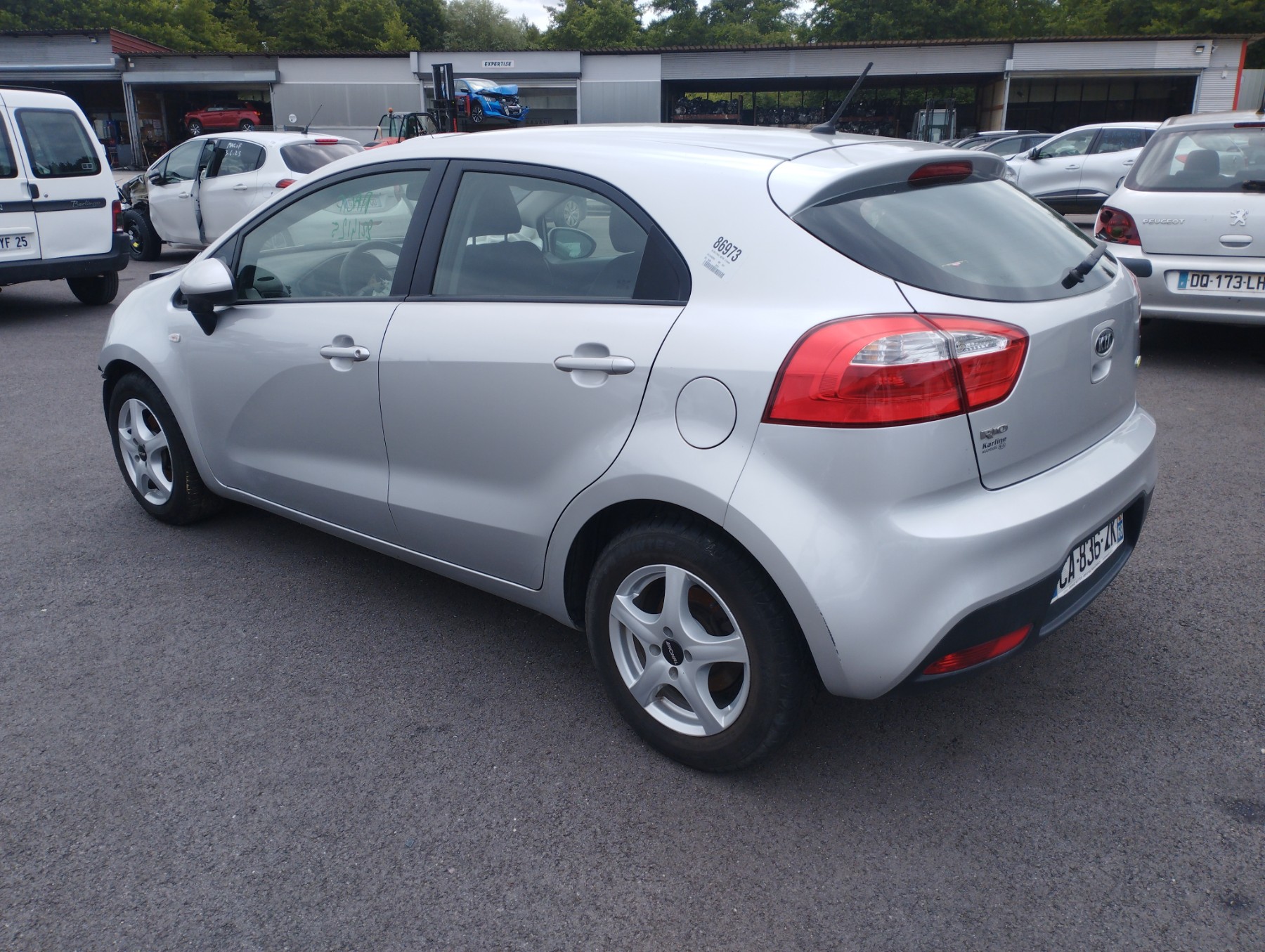 Porte avant gauche pour KIA RIO 3 PHASE 1 Porte avant gauche pour KIA RIO 3 PHASE 1