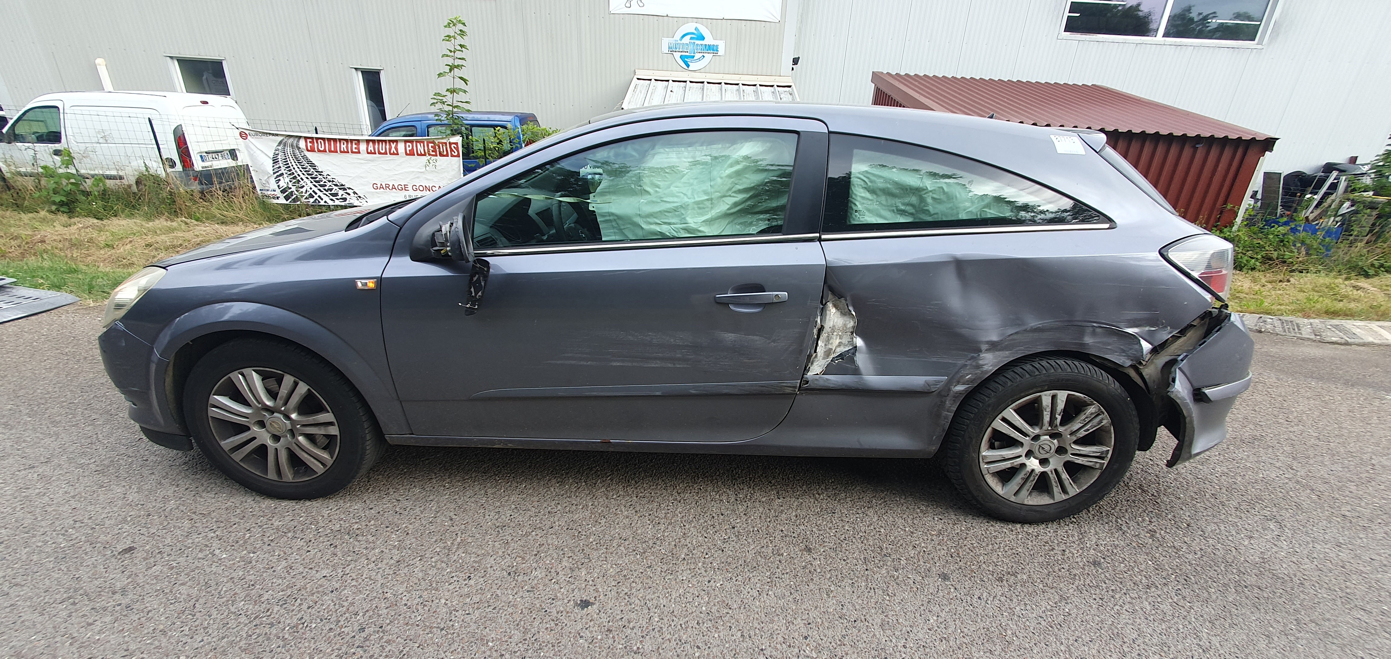 Autoradio d'origine pour OPEL ASTRA H GTC PHASE 1 Autoradio d'origine pour OPEL ASTRA H GTC PHASE 1