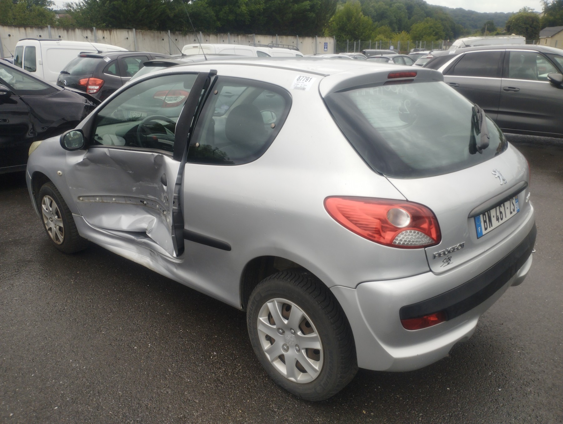 Alternateur pour PEUGEOT 206+ Alternateur pour PEUGEOT 206+