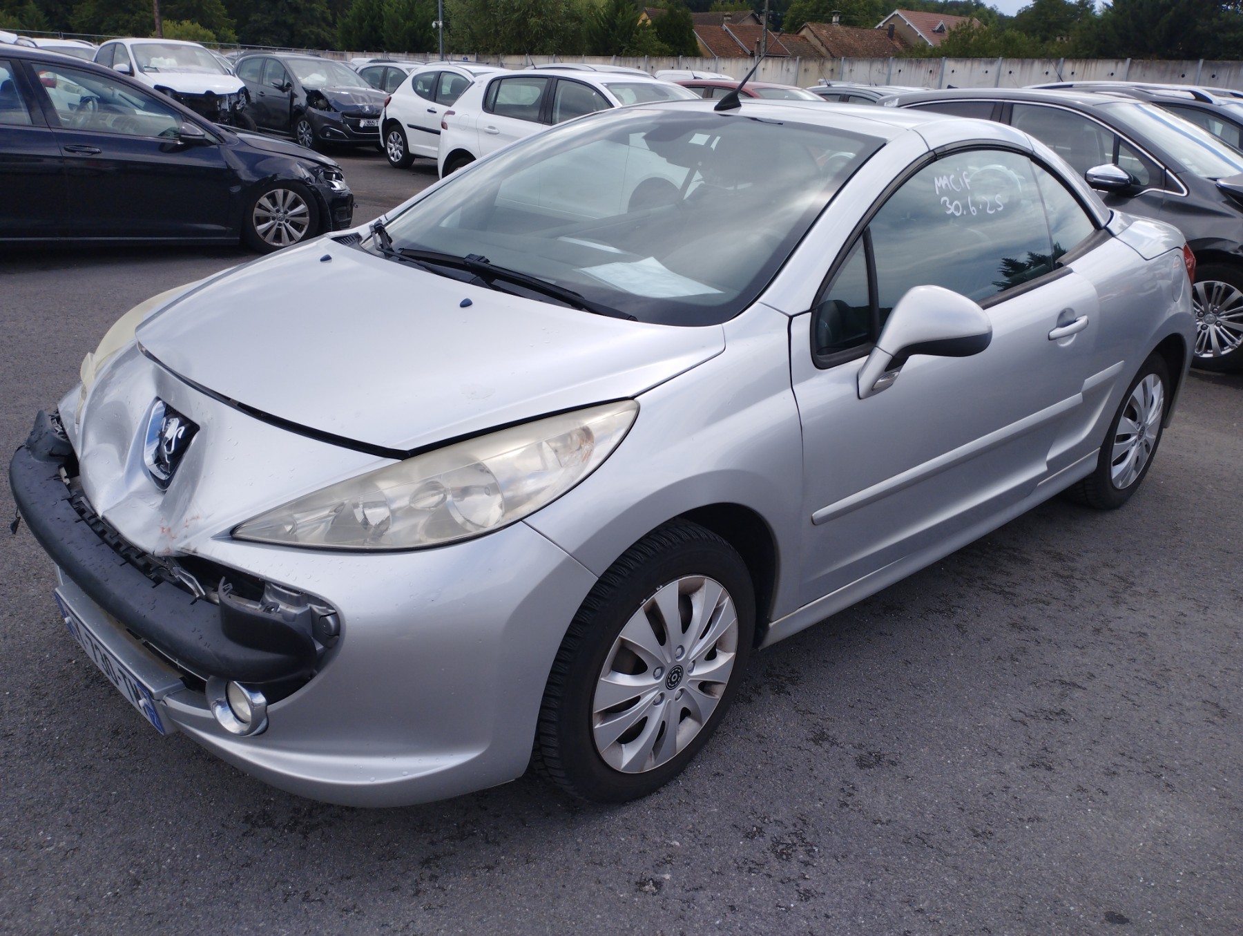 Feu arriere principal droit (feux) pour PEUGEOT 207 PHASE 1 CABRIOLET Feu arriere principal droit (feux) pour PEUGEOT 207 PHASE 1 CABRIOLET