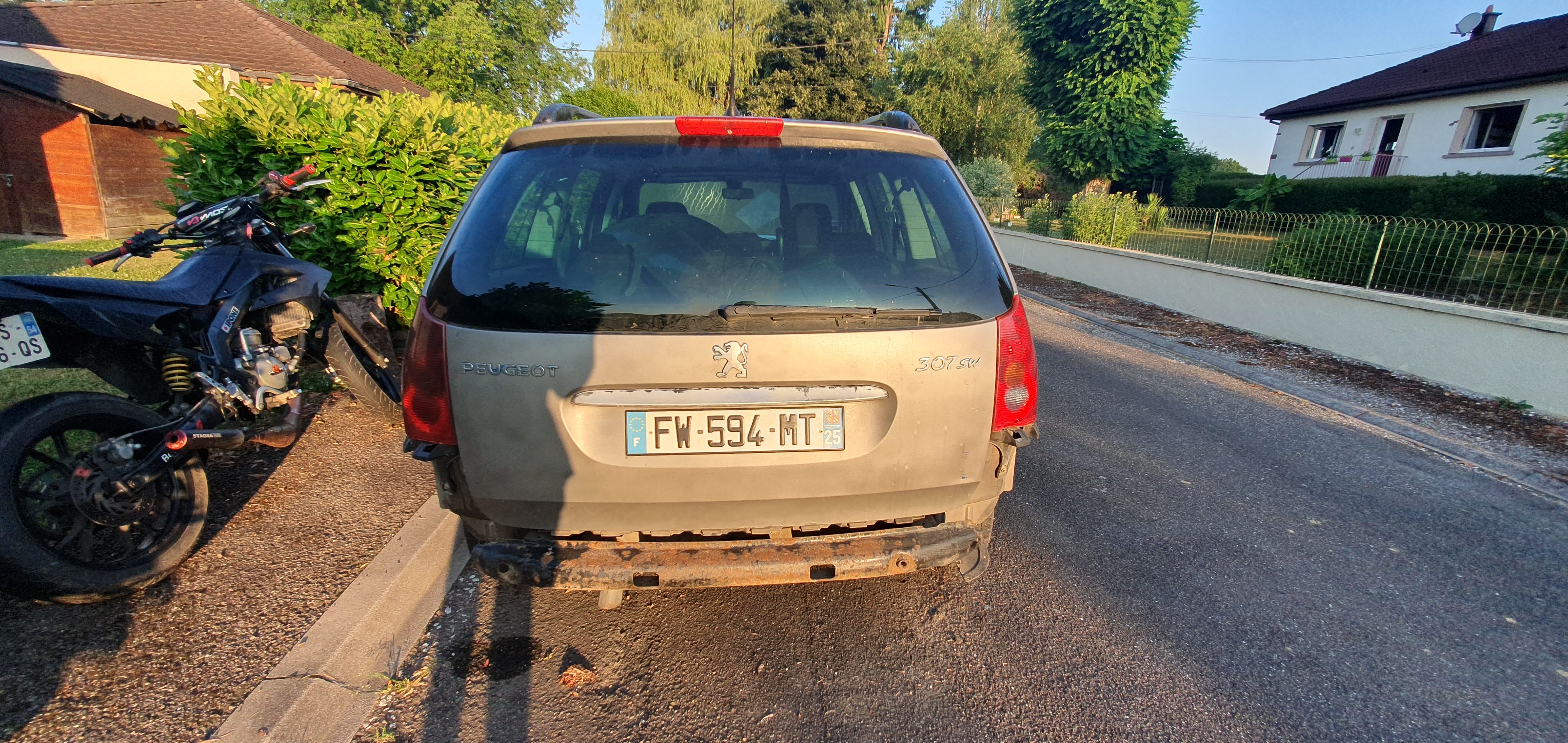 Boitier BSM pour PEUGEOT 307 PHASE 1 BREAK Boitier BSM pour PEUGEOT 307 PHASE 1 BREAK