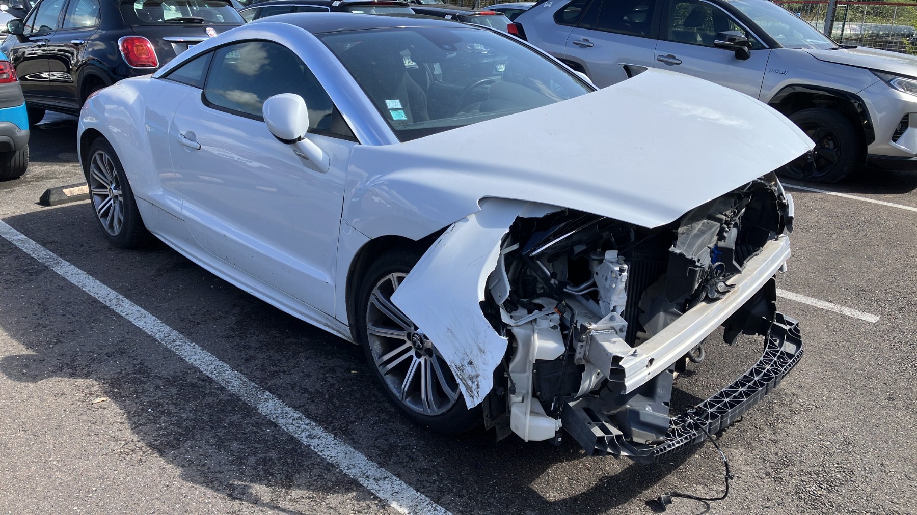 Capot pour PEUGEOT RCZ PHASE 1 COUPE Capot pour PEUGEOT RCZ PHASE 1 COUPE