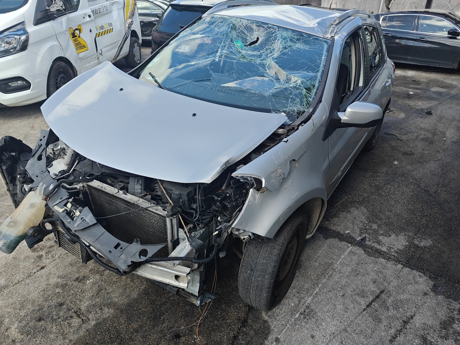 Retroviseur gauche pour RENAULT CLIO 3 PHASE 2 BREAK Retroviseur gauche pour RENAULT CLIO 3 PHASE 2 BREAK