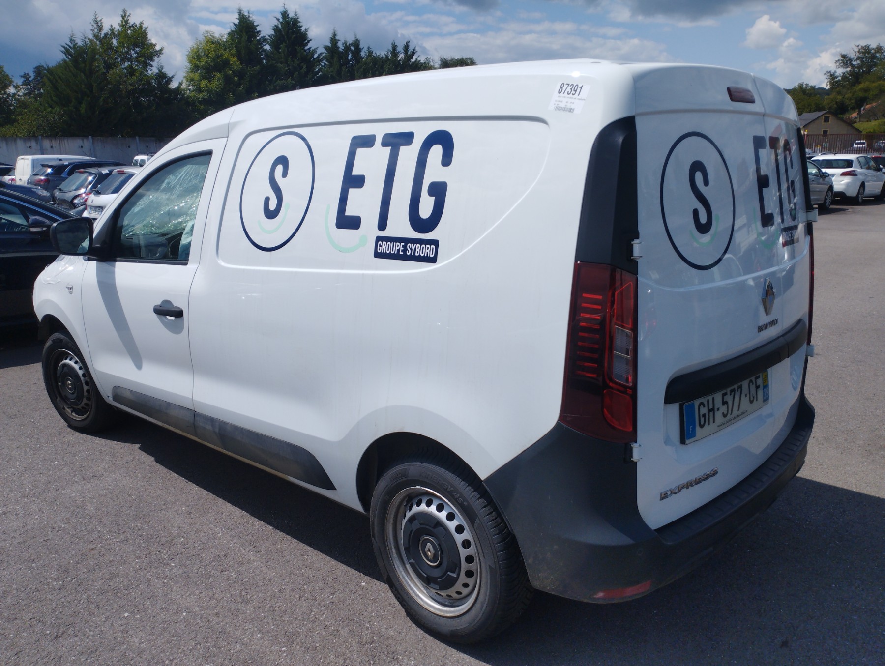 Cardan gauche (transmission) pour RENAULT EXPRESS VAN Cardan gauche (transmission) pour RENAULT EXPRESS VAN