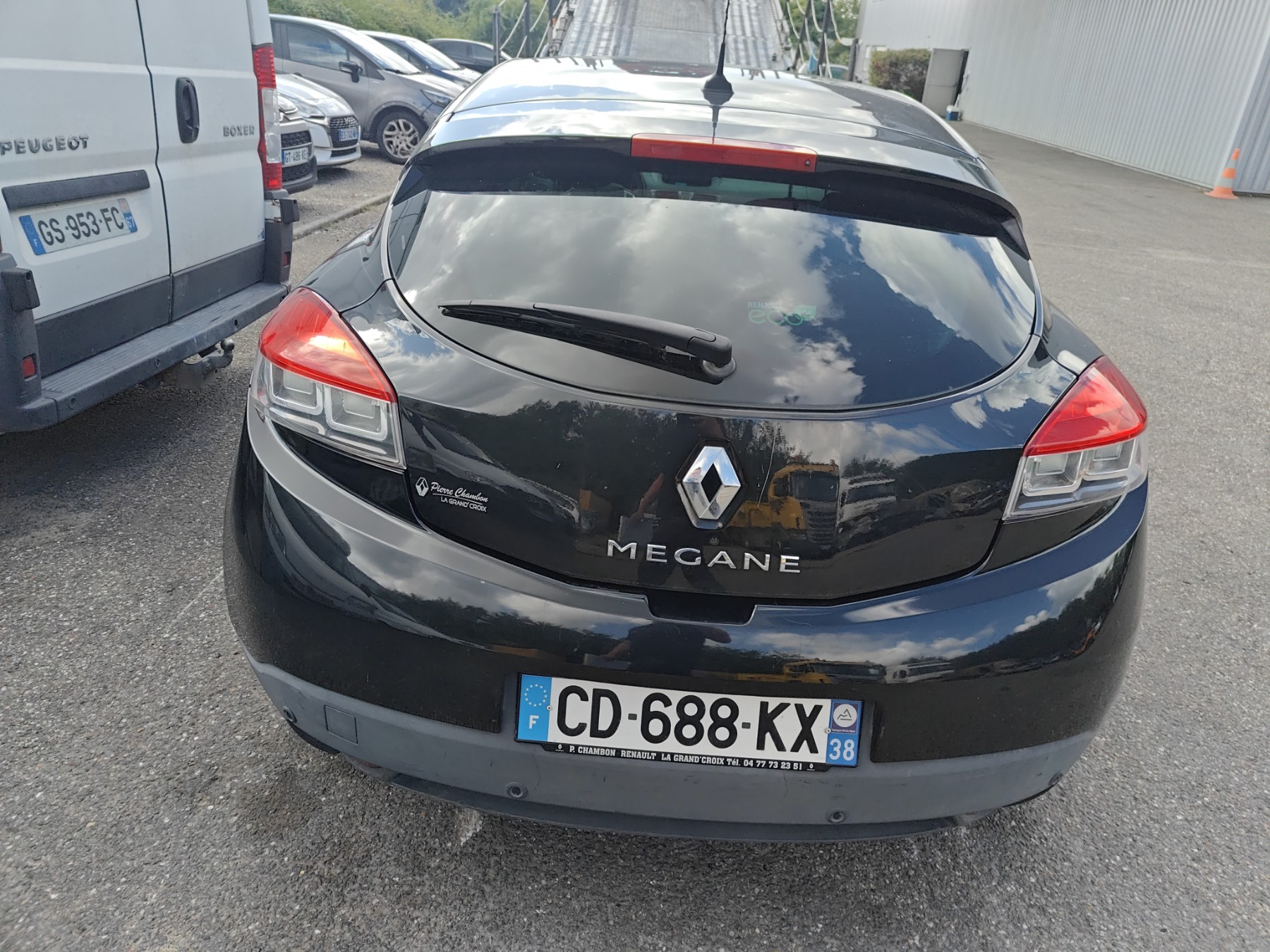 Cardan droit (transmission) pour RENAULT MEGANE 3 PHASE 2 COUPE Cardan droit (transmission) pour RENAULT MEGANE 3 PHASE 2 COUPE