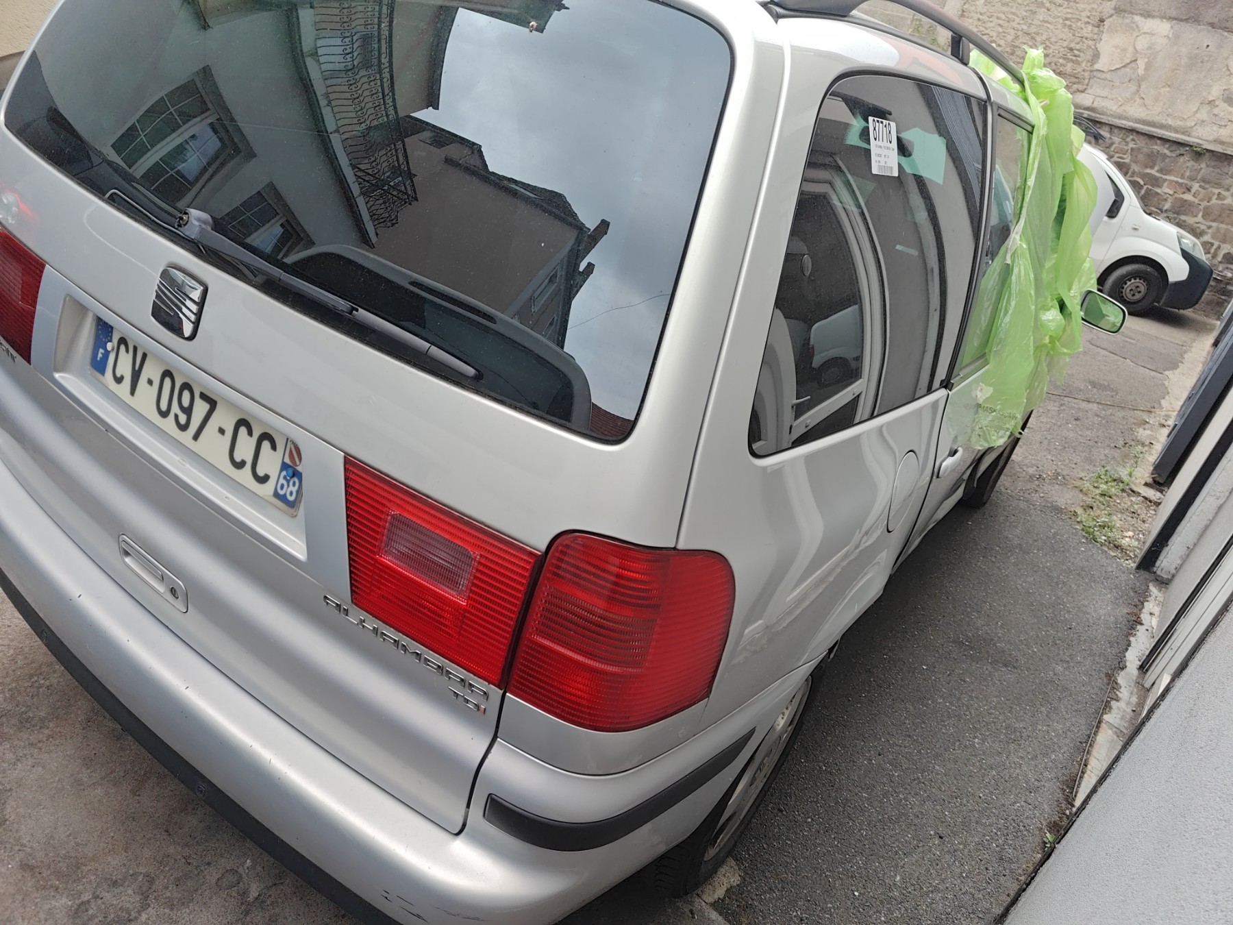 Optique avant principal droit (feux)(phare) pour SEAT ALHAMBRA 1 PHASE 2 Optique avant principal droit (feux)(phare) pour SEAT ALHAMBRA 1 PHASE 2