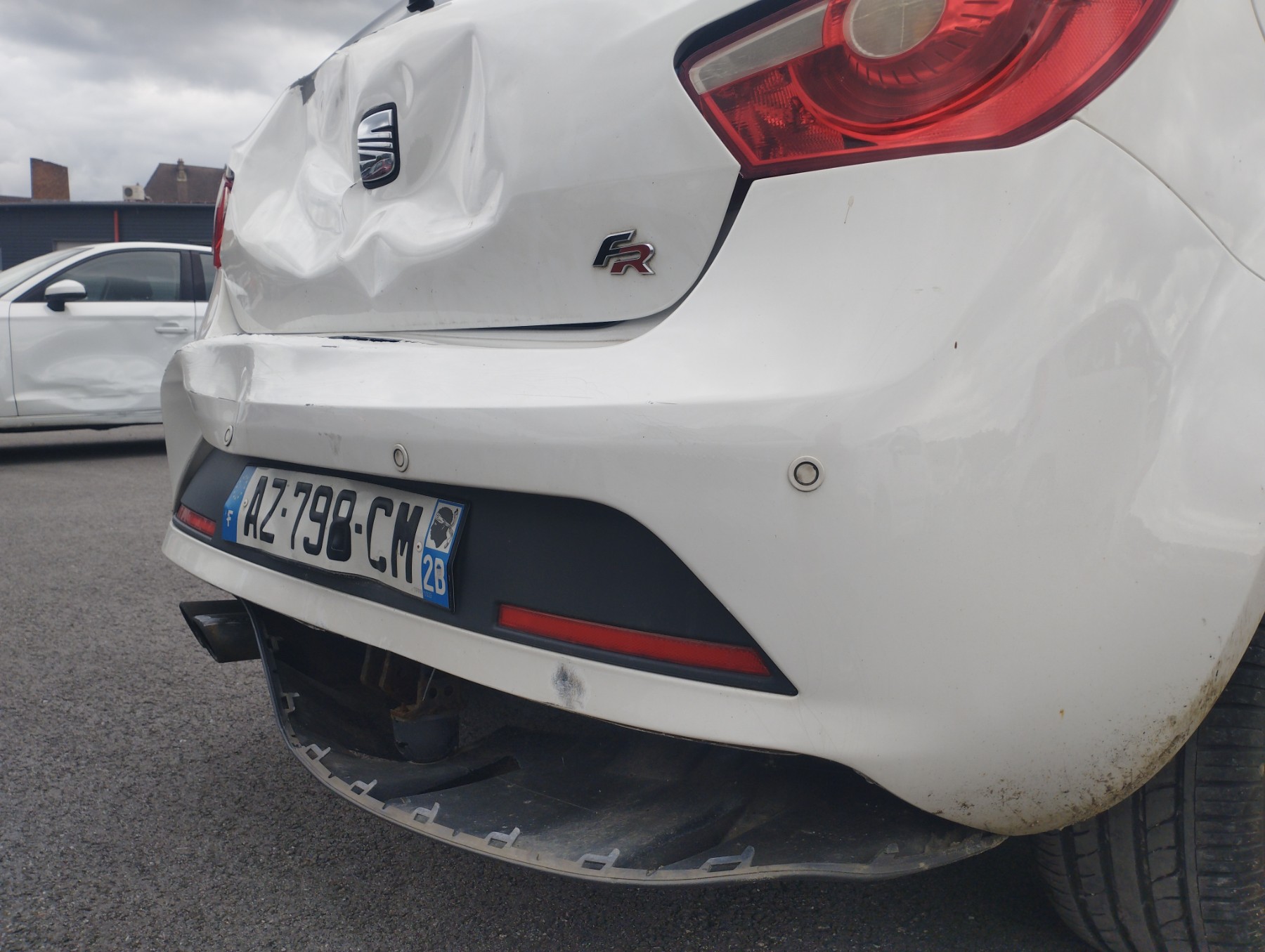 Optique avant principal gauche (feux)(phare) pour SEAT IBIZA 4 PHASE 1 Optique avant principal gauche (feux)(phare) pour SEAT IBIZA 4 PHASE 1