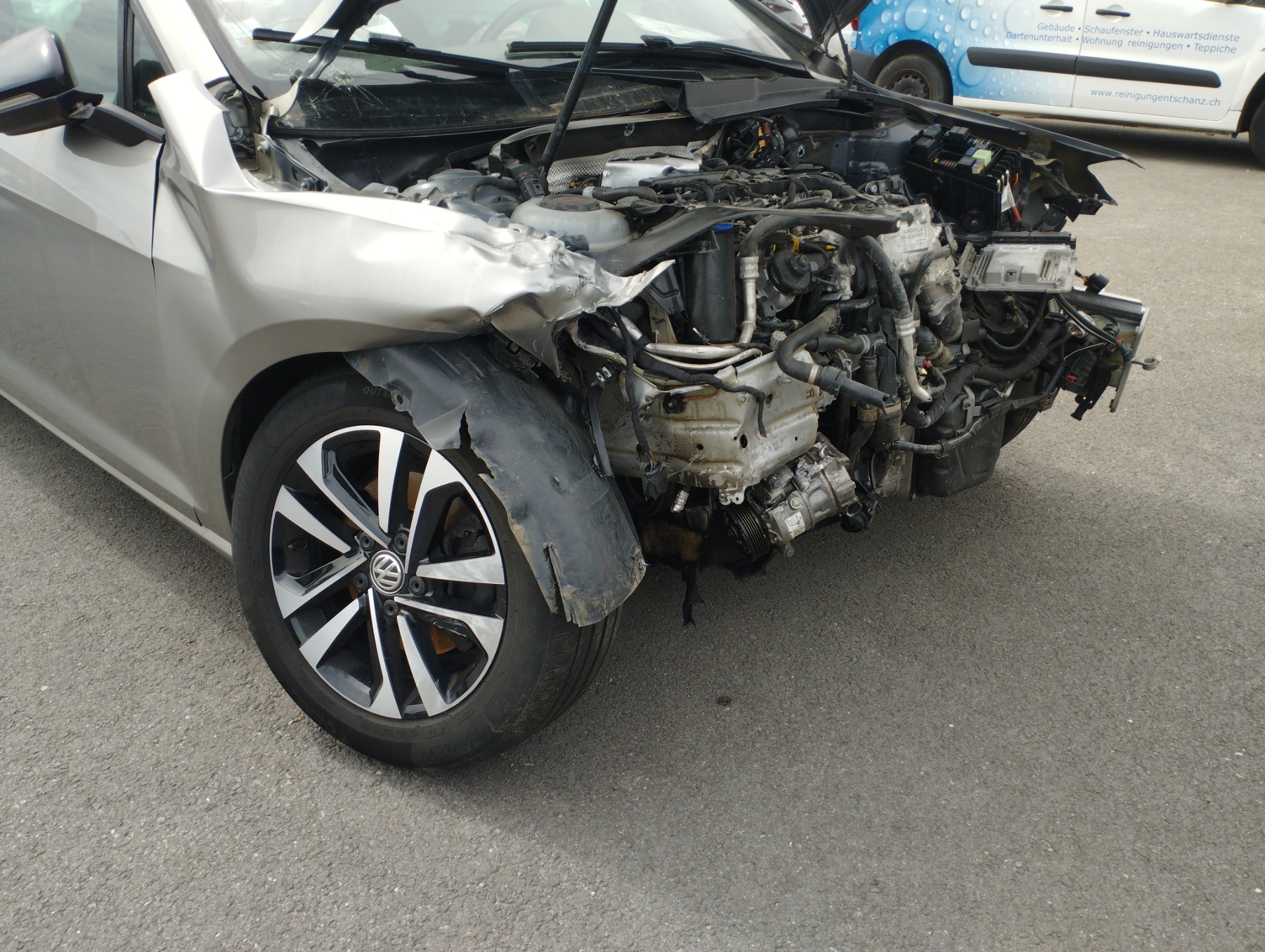 Com (Bloc Contacteur Tournant+Commodo Essuie Glace+Commodo Phare) pour VOLKSWAGEN GOLF 7 PHASE 2 Com (Bloc Contacteur Tournant+Commodo Essuie Glace+Commodo Phare) pour VOLKSWAGEN GOLF 7 PHASE 2