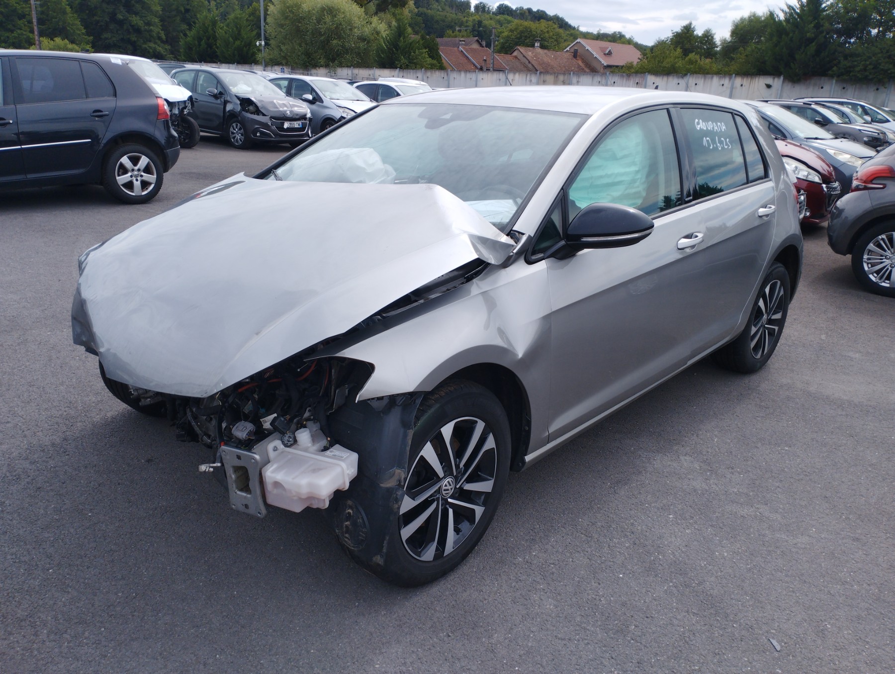 Com (Bloc Contacteur Tournant+Commodo Essuie Glace+Commodo Phare) pour VOLKSWAGEN GOLF 7 PHASE 2 Com (Bloc Contacteur Tournant+Commodo Essuie Glace+Commodo Phare) pour VOLKSWAGEN GOLF 7 PHASE 2