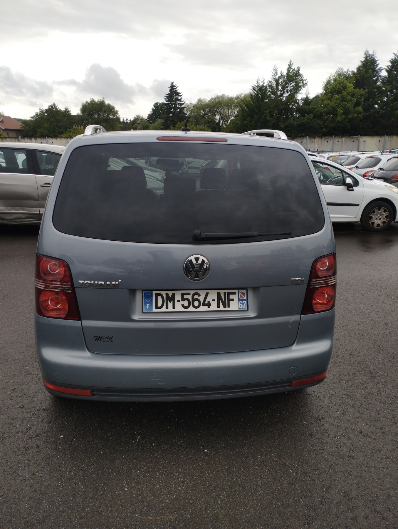 Feu arriere principal gauche (feux) pour VOLKSWAGEN TOURAN 1 PHASE 2 Feu arriere principal gauche (feux) pour VOLKSWAGEN TOURAN 1 PHASE 2