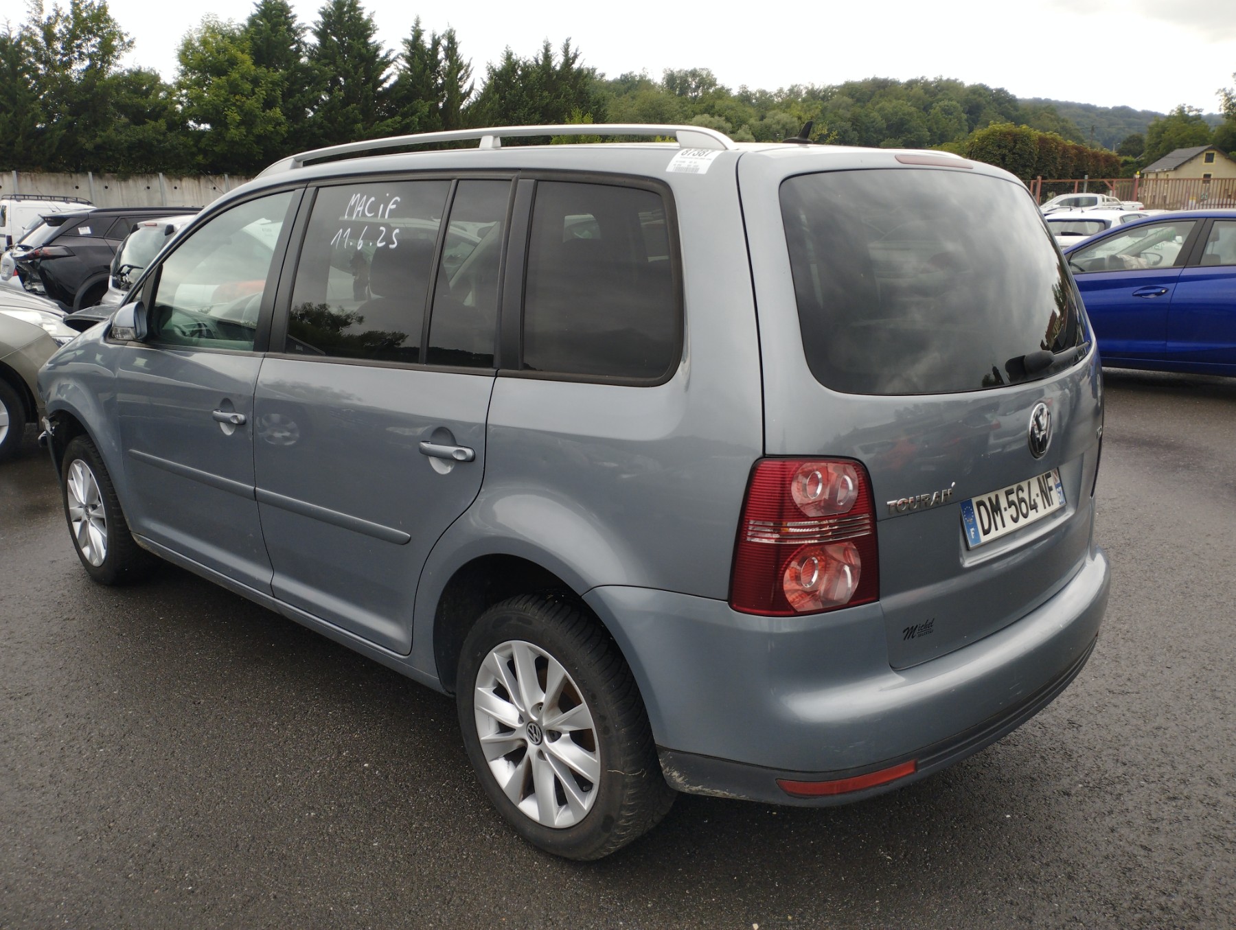 Feu arriere principal gauche (feux) pour VOLKSWAGEN TOURAN 1 PHASE 2 Feu arriere principal gauche (feux) pour VOLKSWAGEN TOURAN 1 PHASE 2