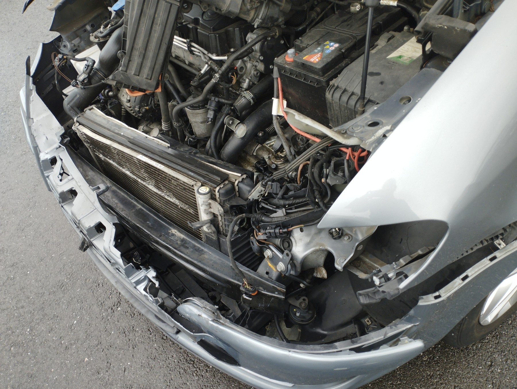 Feu arriere principal gauche (feux) pour VOLKSWAGEN TOURAN 1 PHASE 2 Feu arriere principal gauche (feux) pour VOLKSWAGEN TOURAN 1 PHASE 2