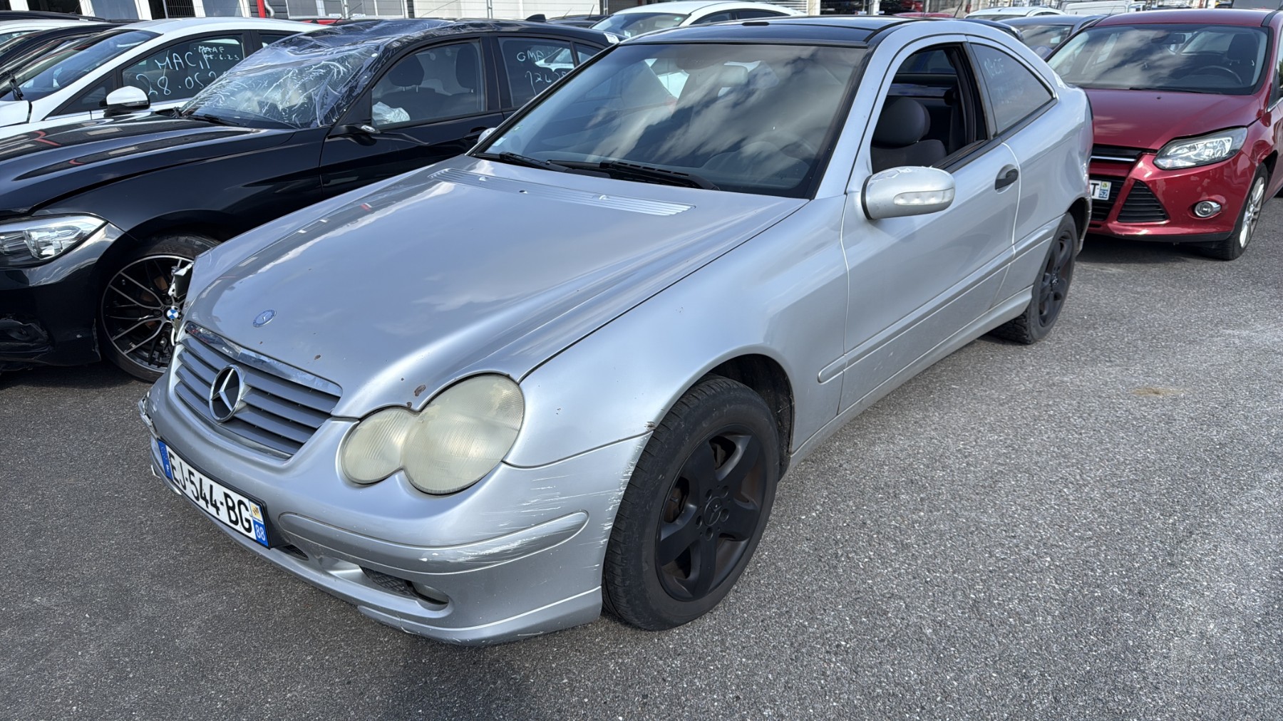 Autoradio d'origine pour MERCEDES CLASSE C 203 COUPE SPORT PHASE 1 Autoradio d'origine pour MERCEDES CLASSE C 203 COUPE SPORT PHASE 1