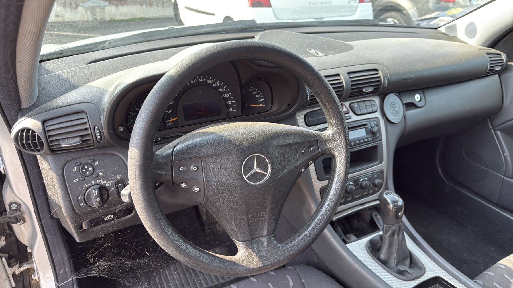 Autoradio d'origine pour MERCEDES CLASSE C 203 COUPE SPORT PHASE 1 Autoradio d'origine pour MERCEDES CLASSE C 203 COUPE SPORT PHASE 1