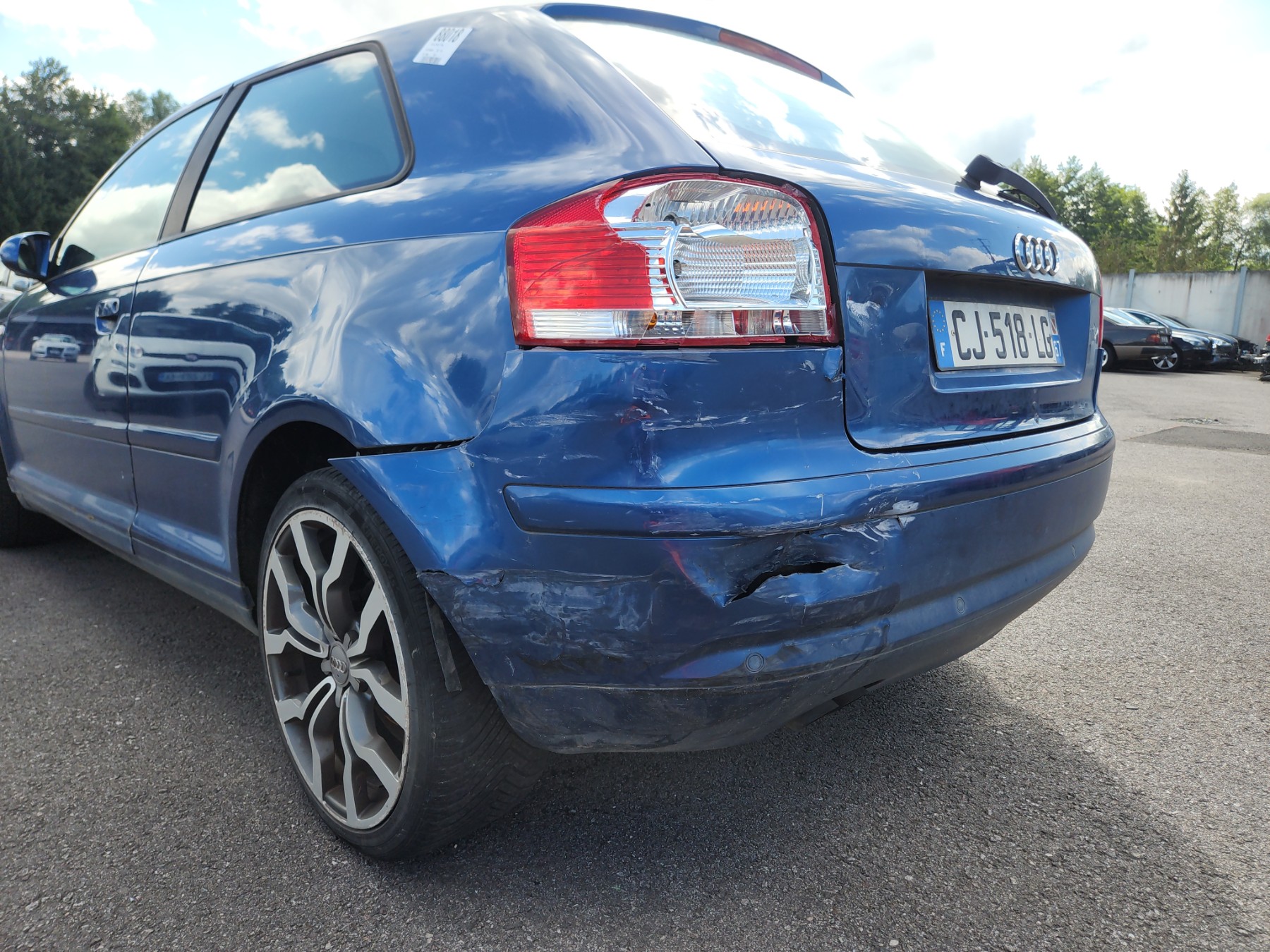 Optique avant principal droit (feux)(phare) pour AUDI A3 2 PHASE 1 Optique avant principal droit (feux)(phare) pour AUDI A3 2 PHASE 1