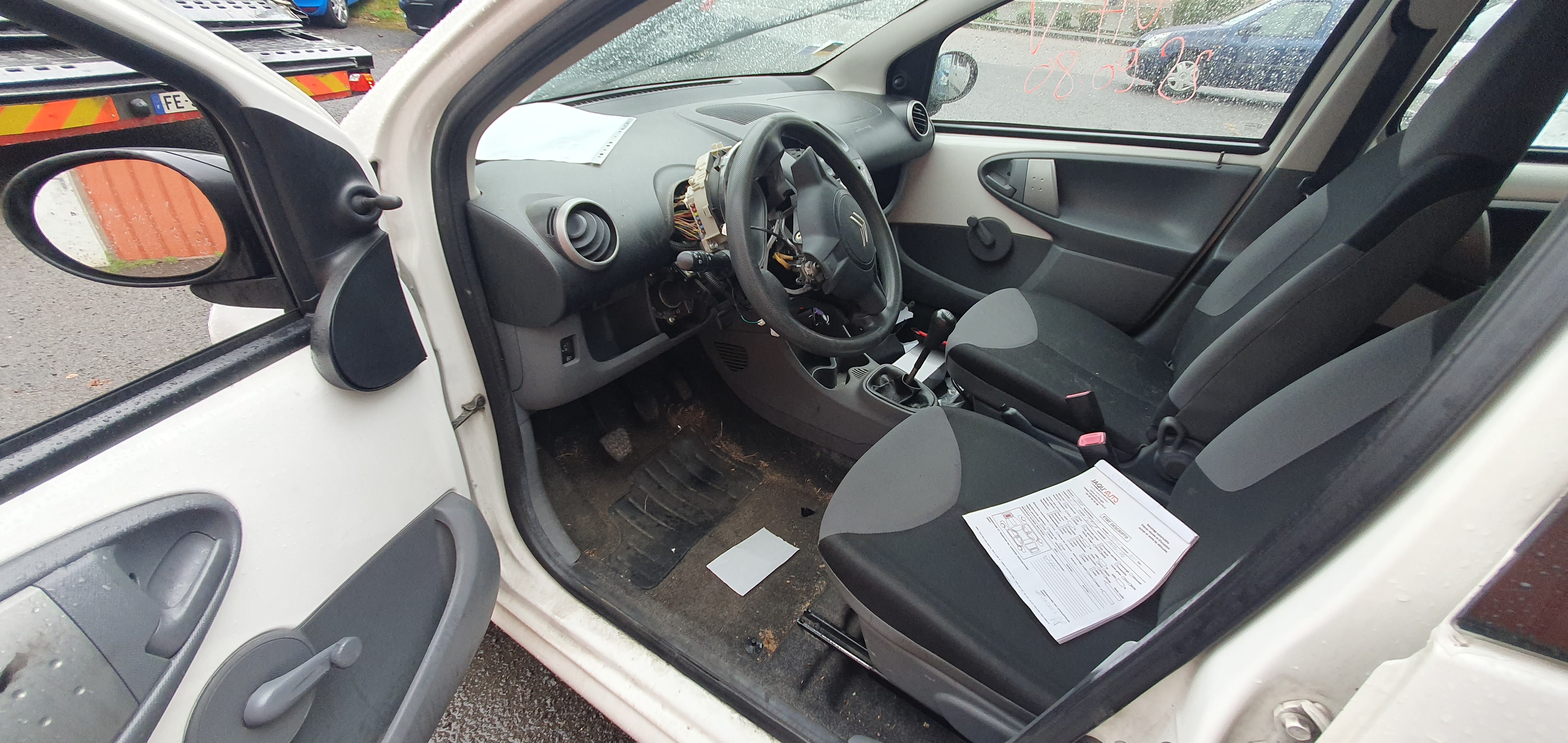 Feu arriere principal gauche (feux) pour CITROEN C1 1 PHASE 2 Feu arriere principal gauche (feux) pour CITROEN C1 1 PHASE 2