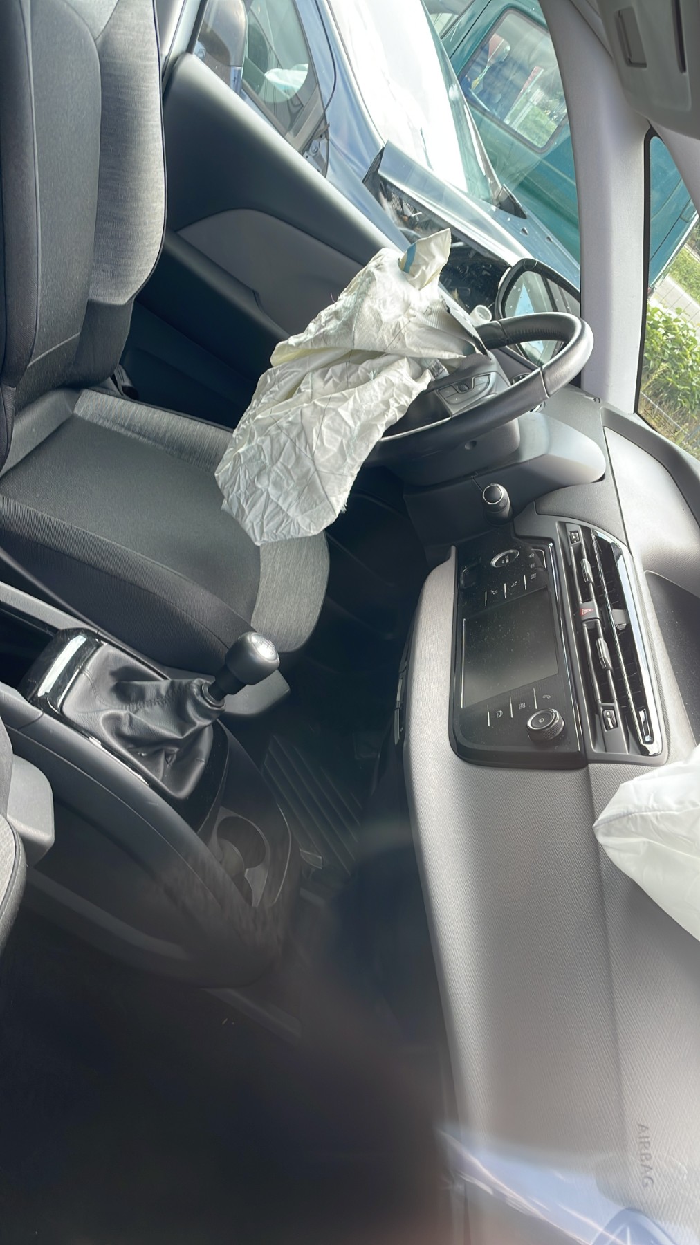 Anti brouillard gauche (feux) pour CITROEN C4 PICASSO 2 PHASE 2 Anti brouillard gauche (feux) pour CITROEN C4 PICASSO 2 PHASE 2