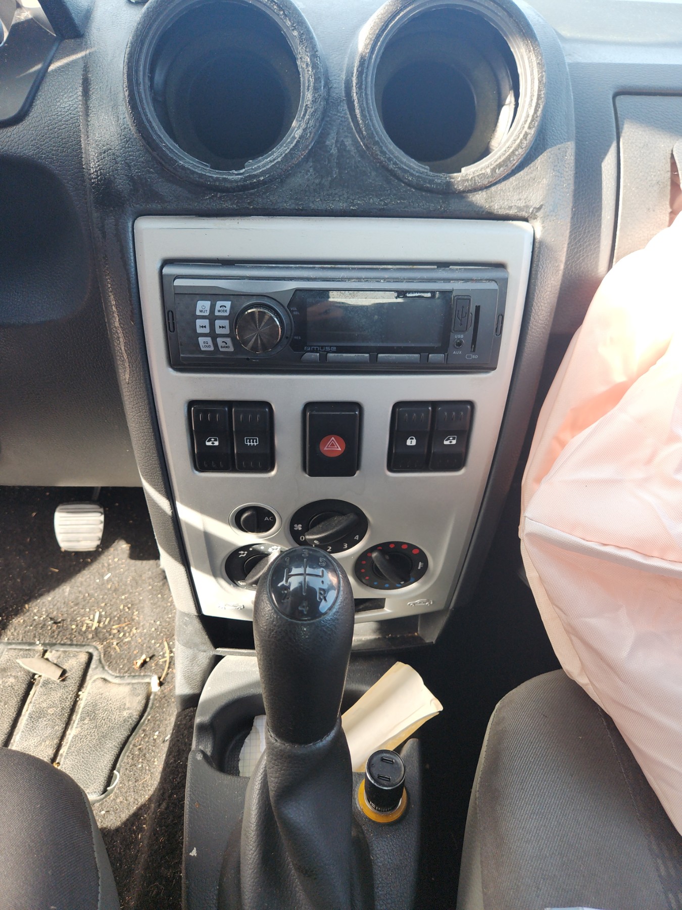 Commande chauffage pour DACIA LOGAN 1 PHASE 2 Commande chauffage pour DACIA LOGAN 1 PHASE 2