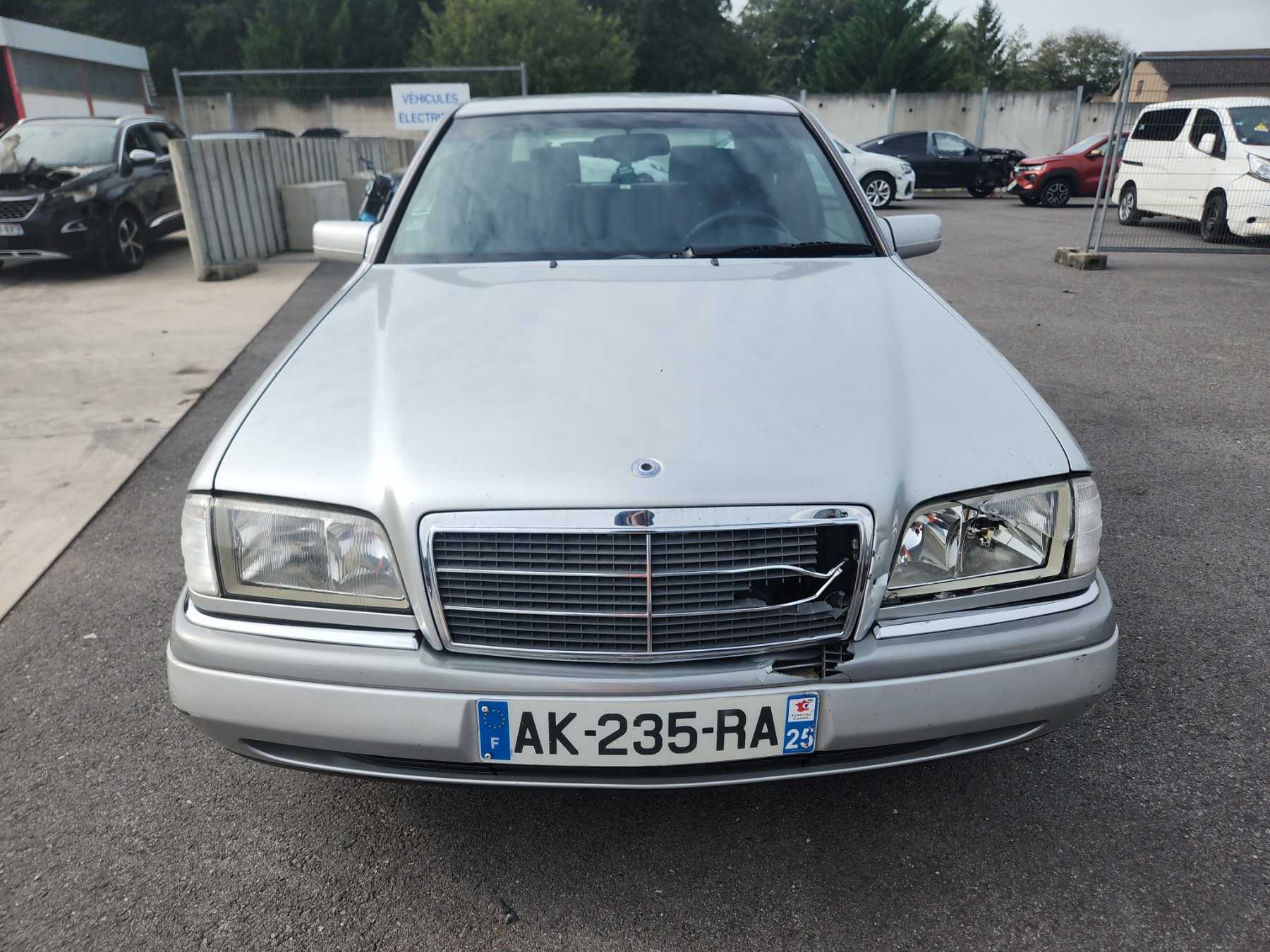 Pont (propulsion) pour MERCEDES CLASSE C 202 PHASE 1 Pont (propulsion) pour MERCEDES CLASSE C 202 PHASE 1