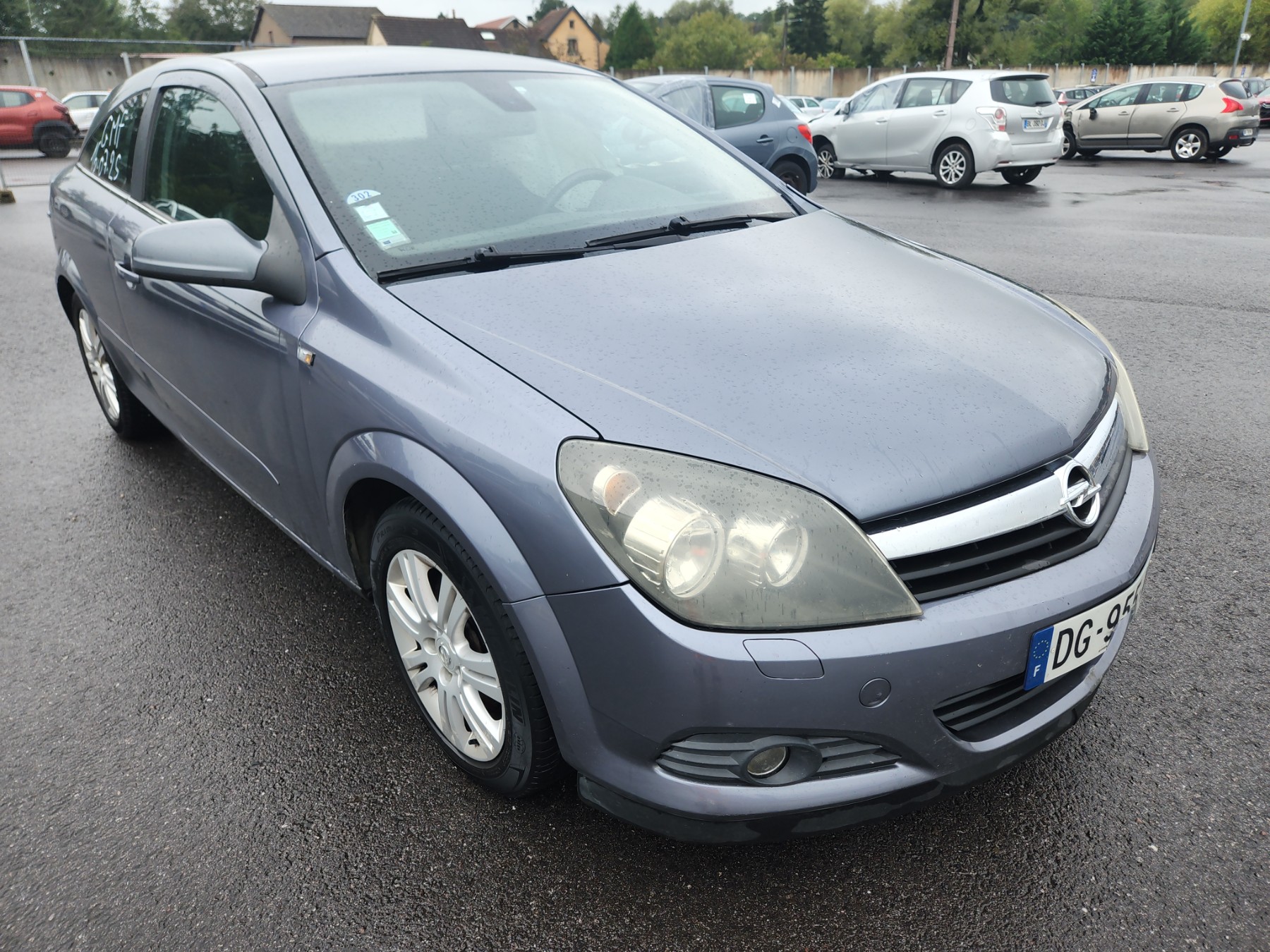 Autoradio d'origine pour OPEL ASTRA H GTC PHASE 1 Autoradio d'origine pour OPEL ASTRA H GTC PHASE 1