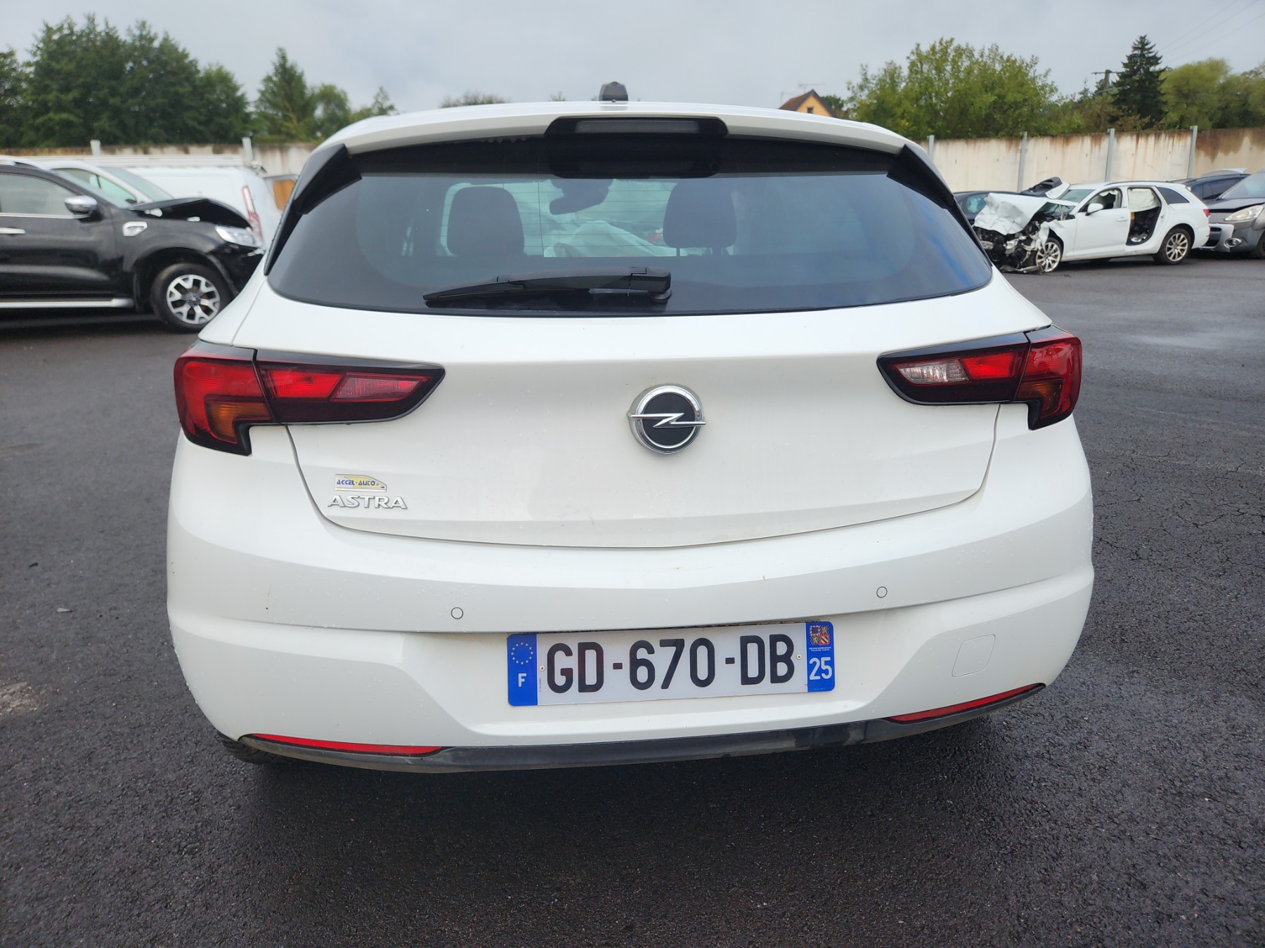Moteur essuie glace avant gauche pour OPEL ASTRA K PHASE 2 Moteur essuie glace avant gauche pour OPEL ASTRA K PHASE 2