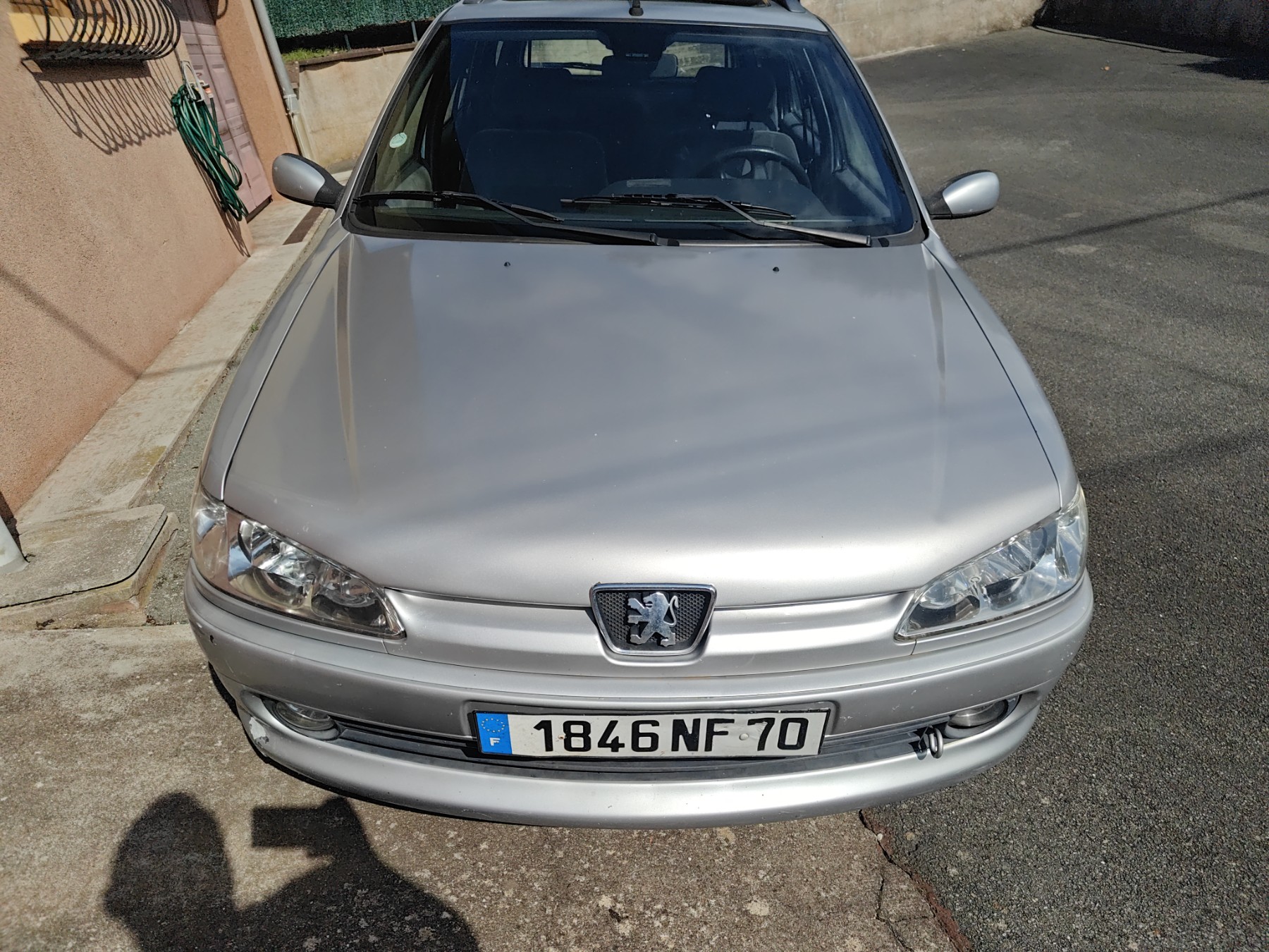Optique avant principal gauche (feux)(phare) pour PEUGEOT 306 BREAK Optique avant principal gauche (feux)(phare) pour PEUGEOT 306 BREAK