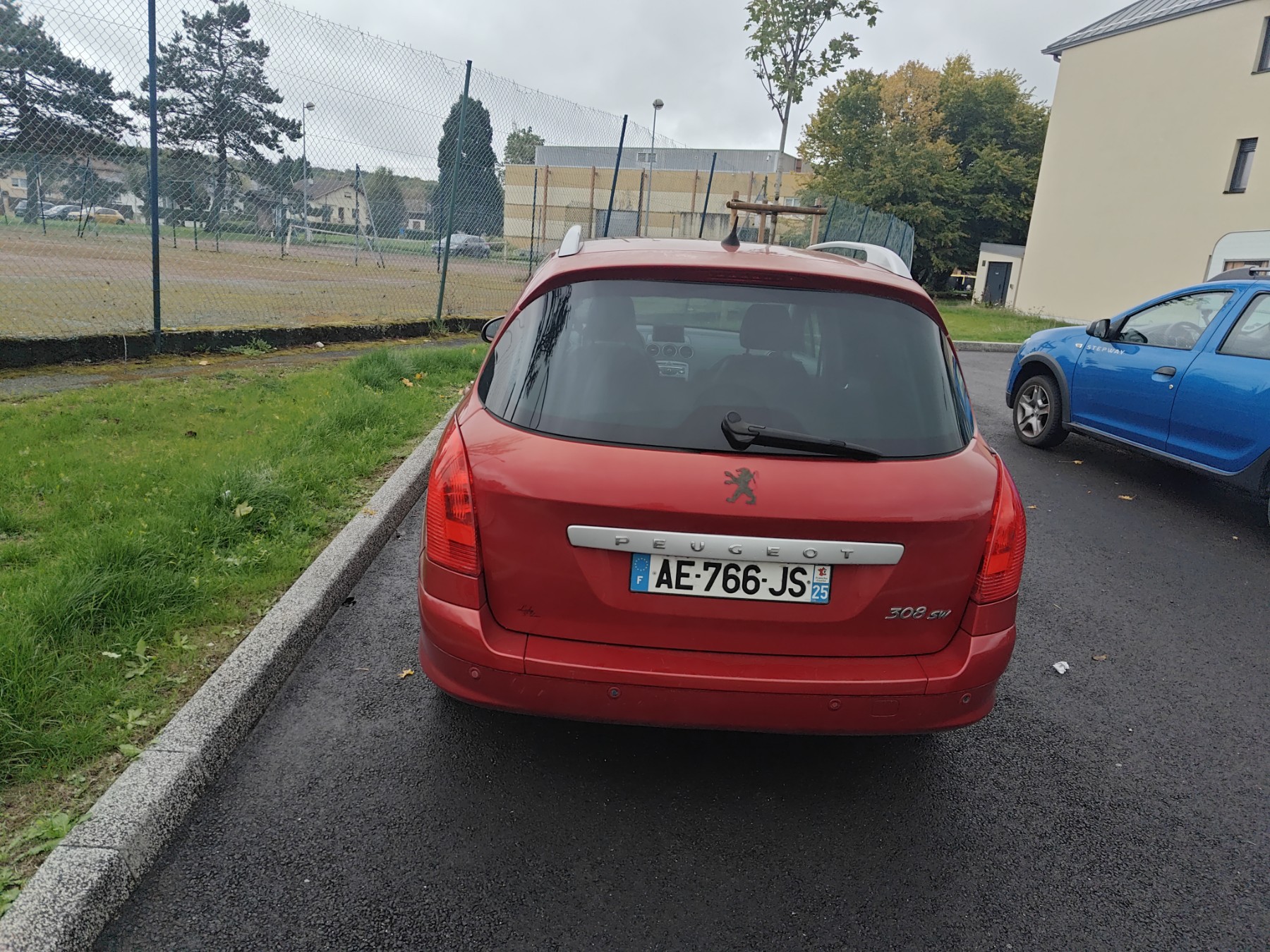 Ecran GPS pour PEUGEOT 308 1 SW PHASE 1 BREAK Ecran GPS pour PEUGEOT 308 1 SW PHASE 1 BREAK