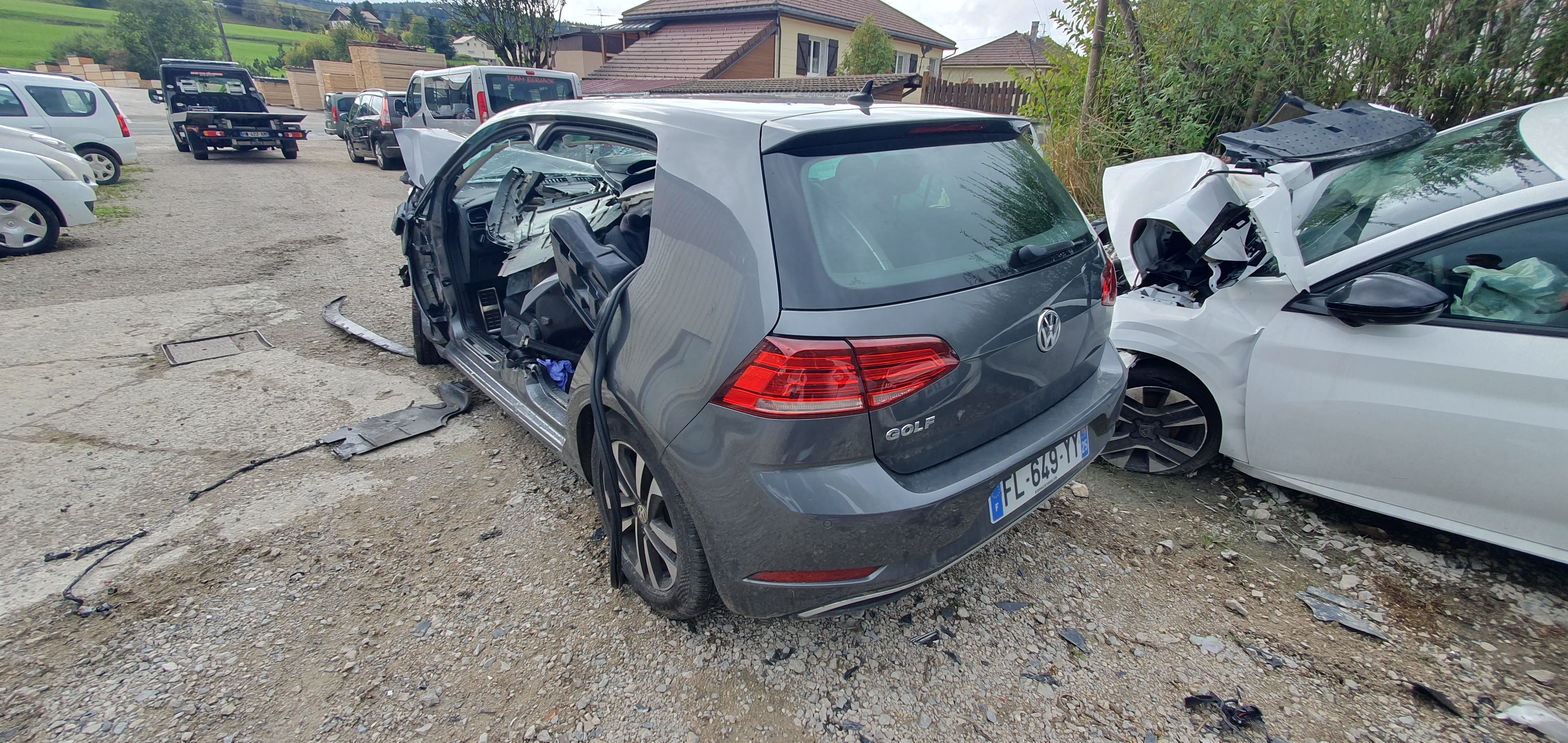 Bouton de coffre pour VOLKSWAGEN GOLF 7 PHASE 2 Bouton de coffre pour VOLKSWAGEN GOLF 7 PHASE 2
