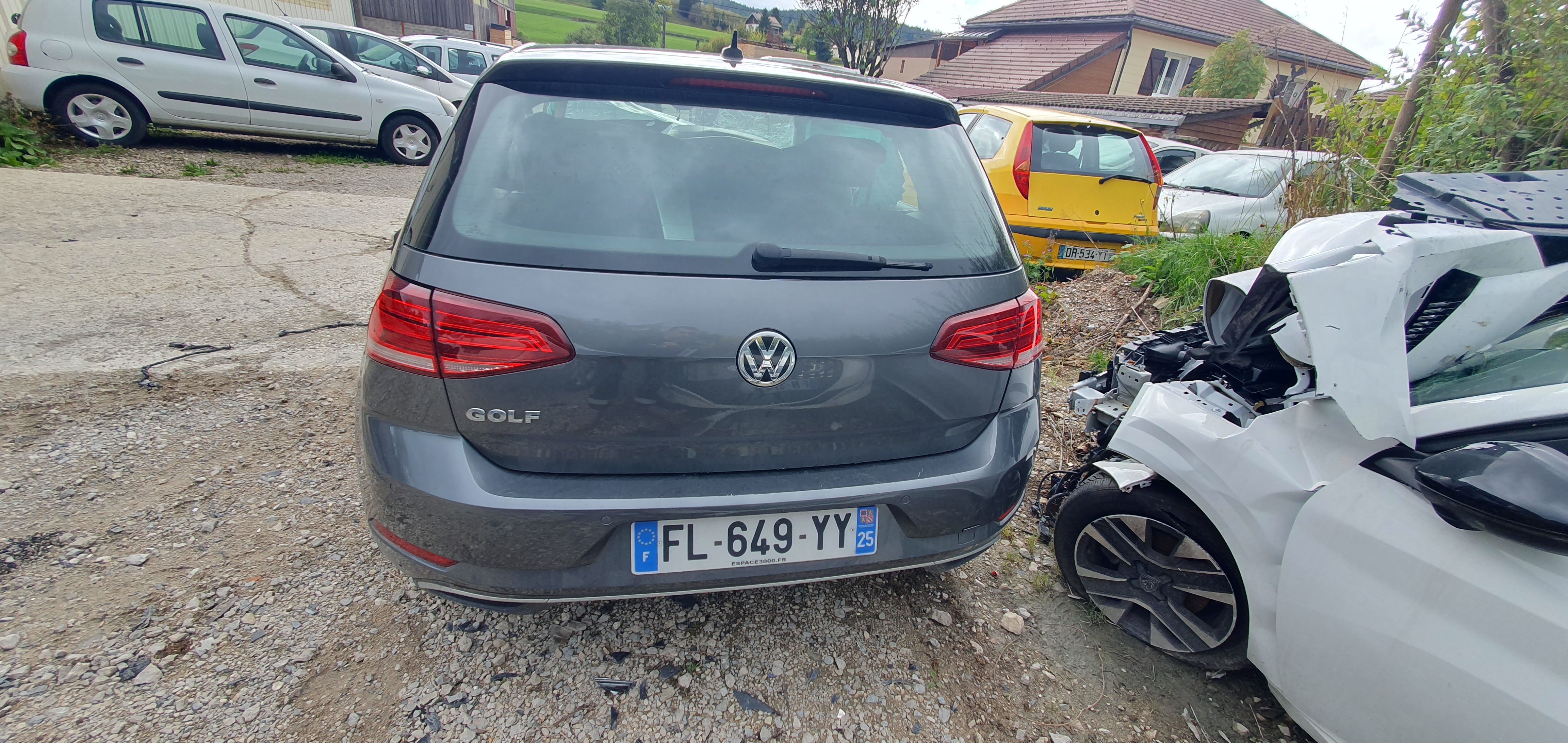 Bouton de coffre pour VOLKSWAGEN GOLF 7 PHASE 2 Bouton de coffre pour VOLKSWAGEN GOLF 7 PHASE 2