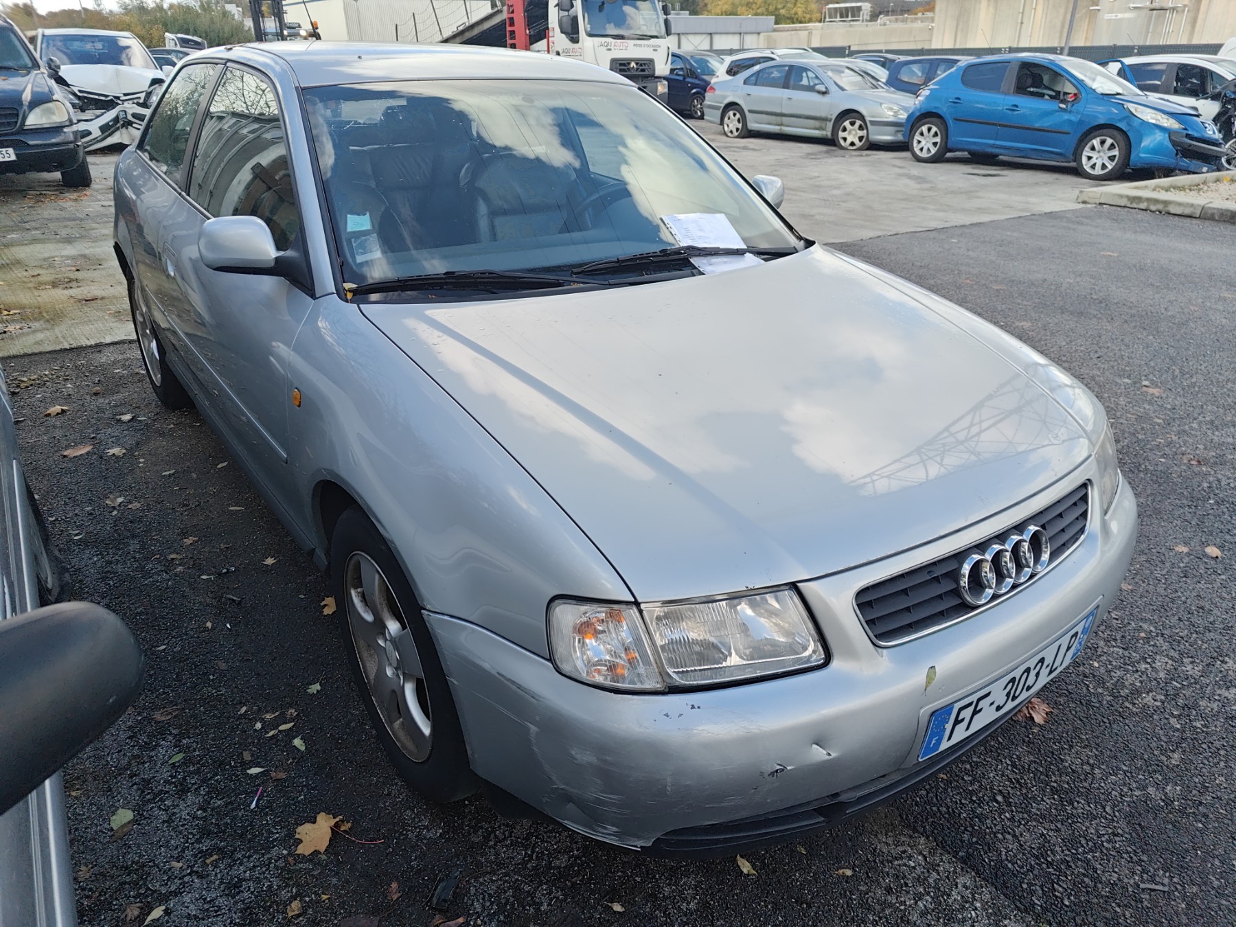 Appui tete avant pour AUDI A3 1 PHASE 1 Appui tete avant pour AUDI A3 1 PHASE 1