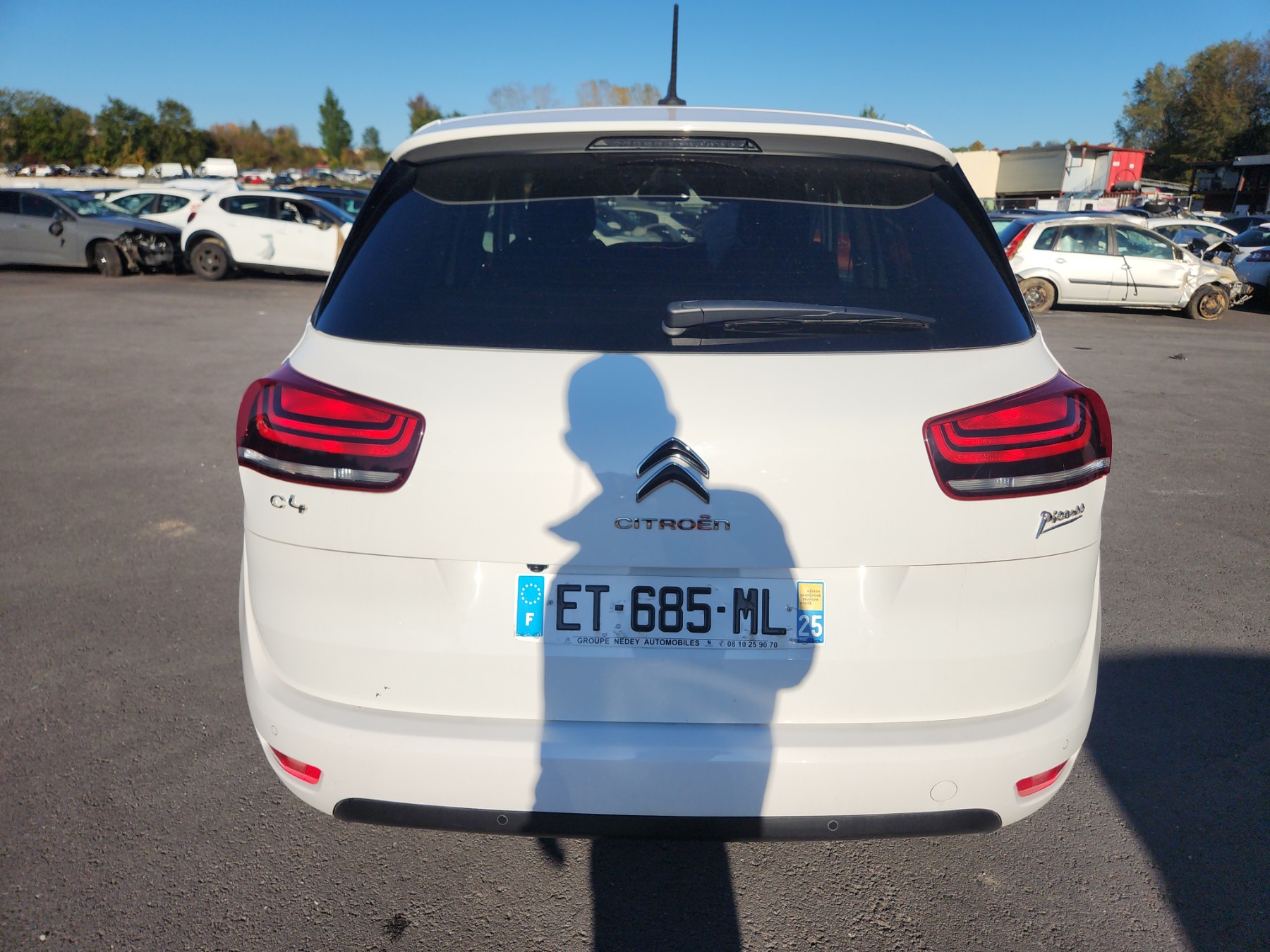 Anti brouillard gauche (feux) pour CITROEN C4 PICASSO 2 PHASE 2 Anti brouillard gauche (feux) pour CITROEN C4 PICASSO 2 PHASE 2